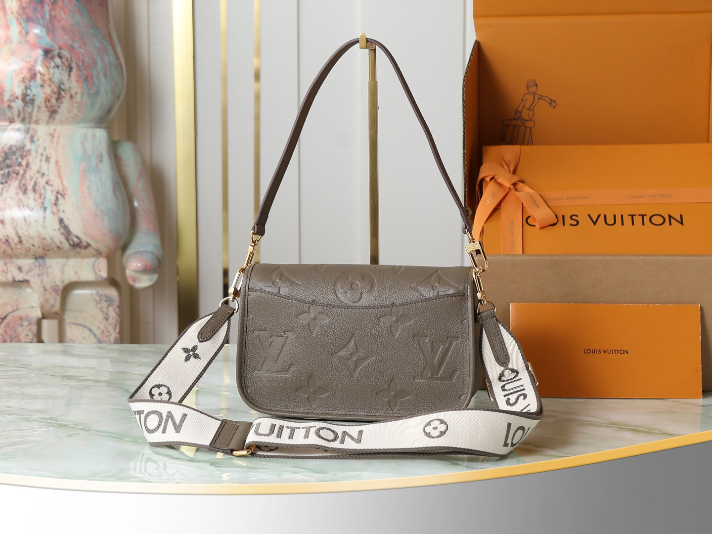 Louis Vuitton Diane Bag in Khaki Green Monogram Empreinte Leather - Image 3