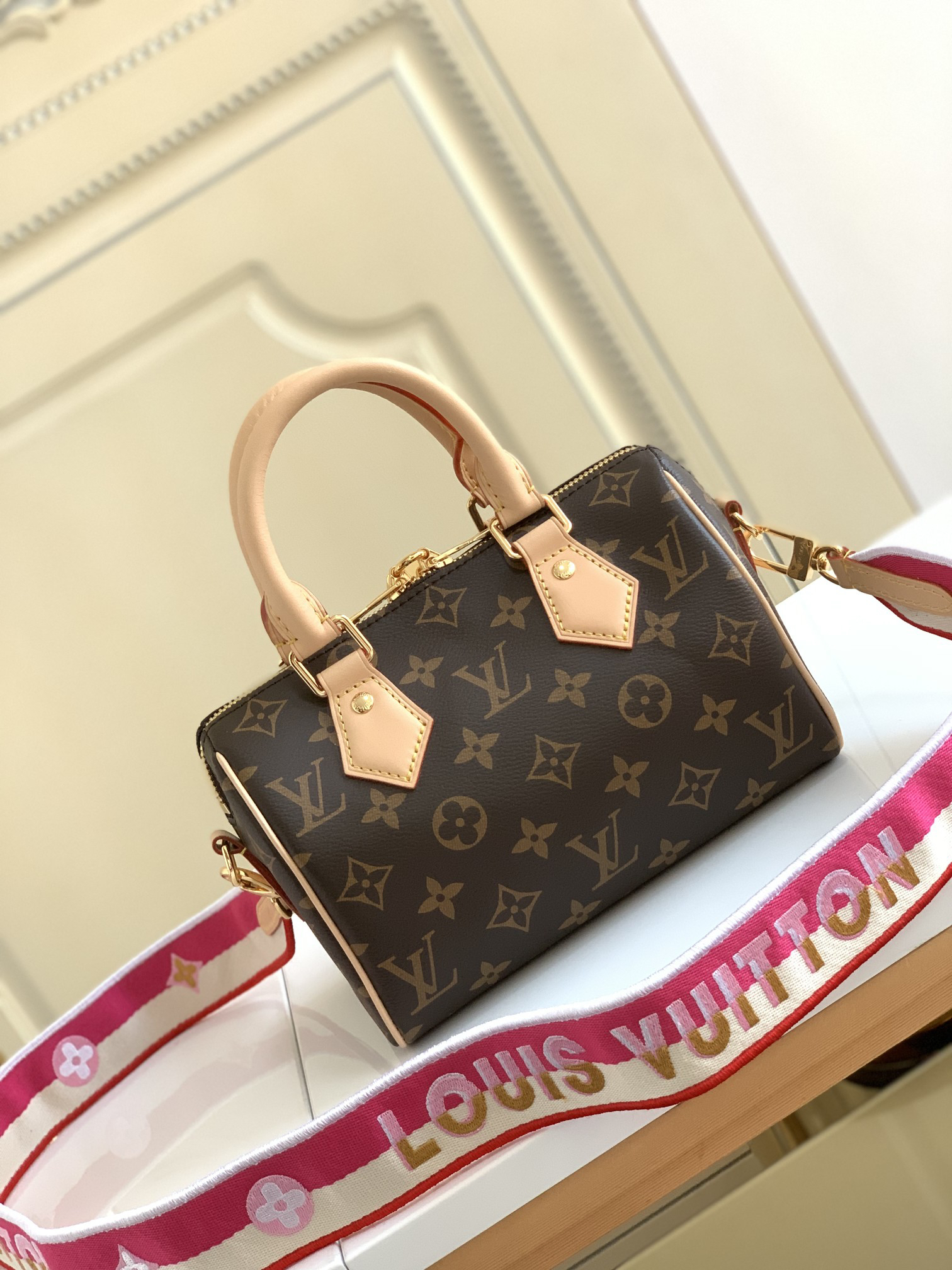 Louis Vuitton Speedy 20 Handbag in Damier Ebene Canvas - Image 3