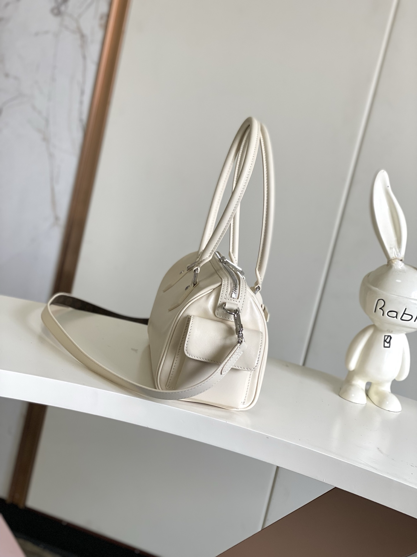 Louis Vuitton Speedy Cargo Handbag - Image 3