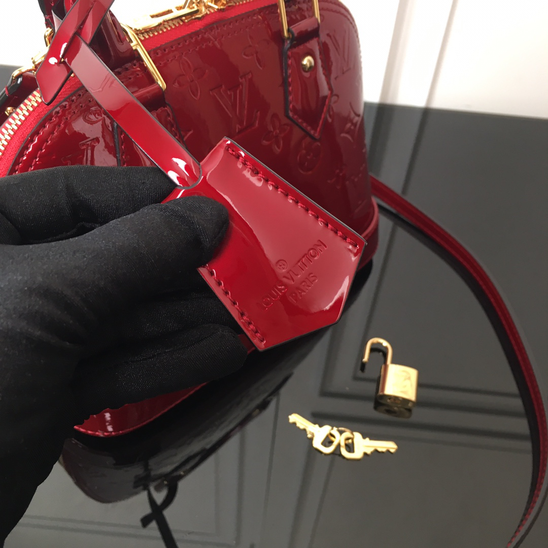 Louis Vuitton Alma BB Red Handbag in Epi Leather - Image 3