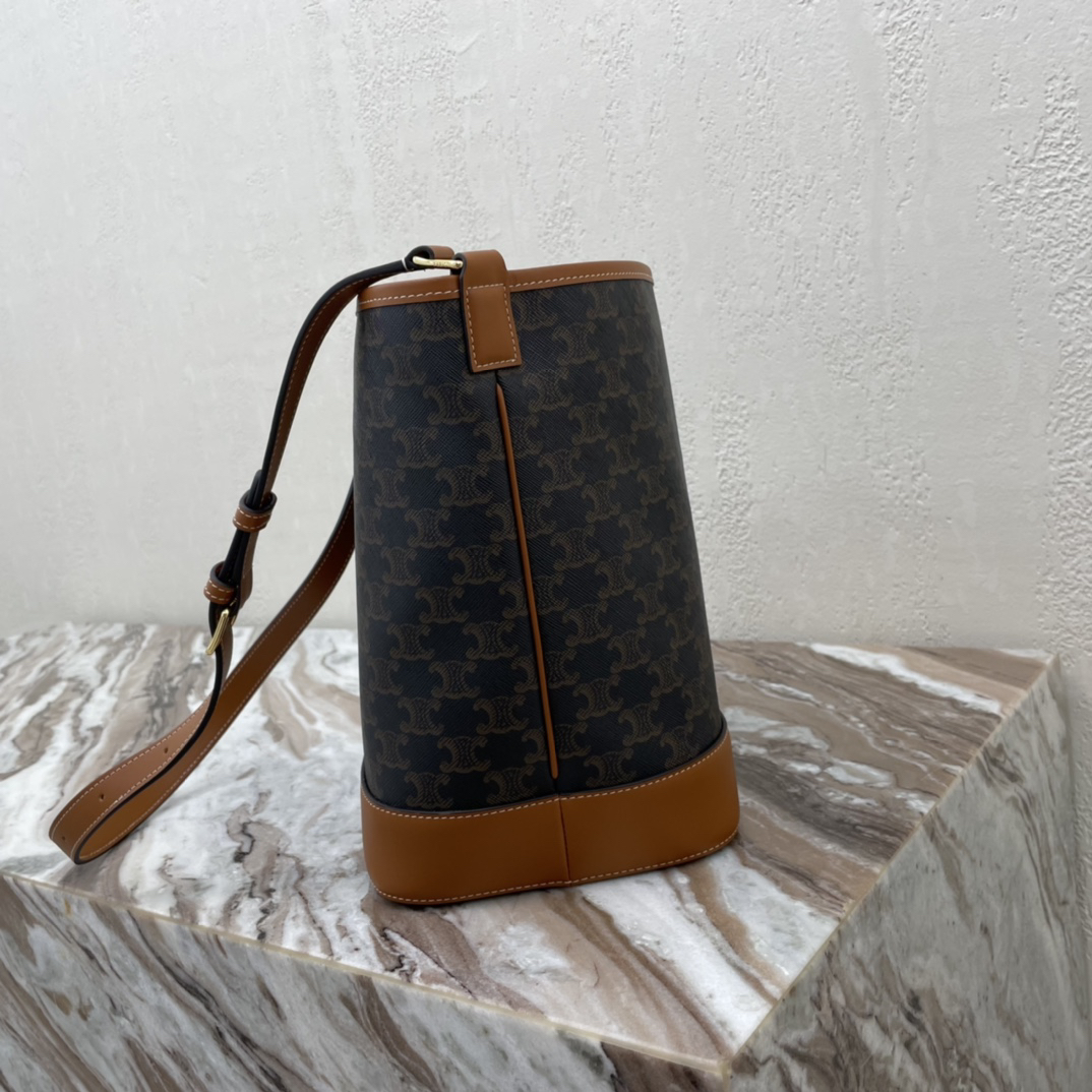 CELINE Triomphe Canvas Medium Bucket Bag - Image 3