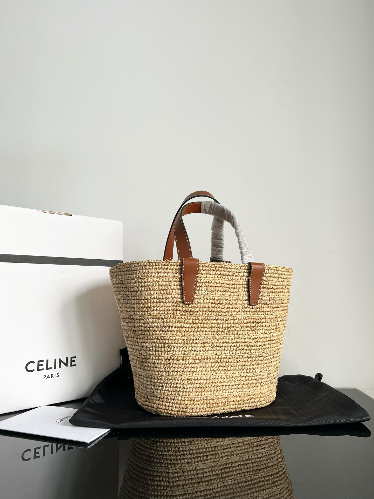 Celine CUIR TRIOME Woven Straw Handbag - Image 3