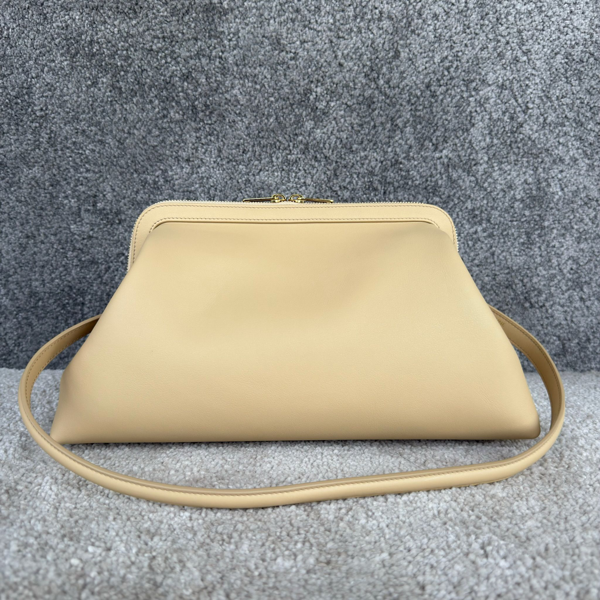 DOCTOR UCH Genuine Leather Crossbody Bag - Image 3