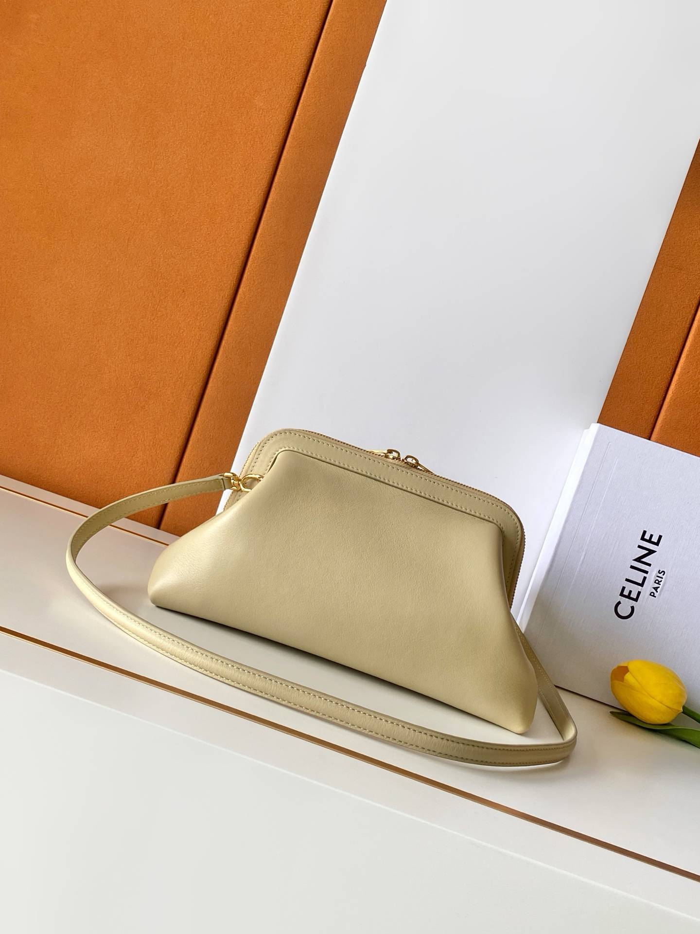 CE DOCTOR UCH Small Handbag 106N3 - Image 3