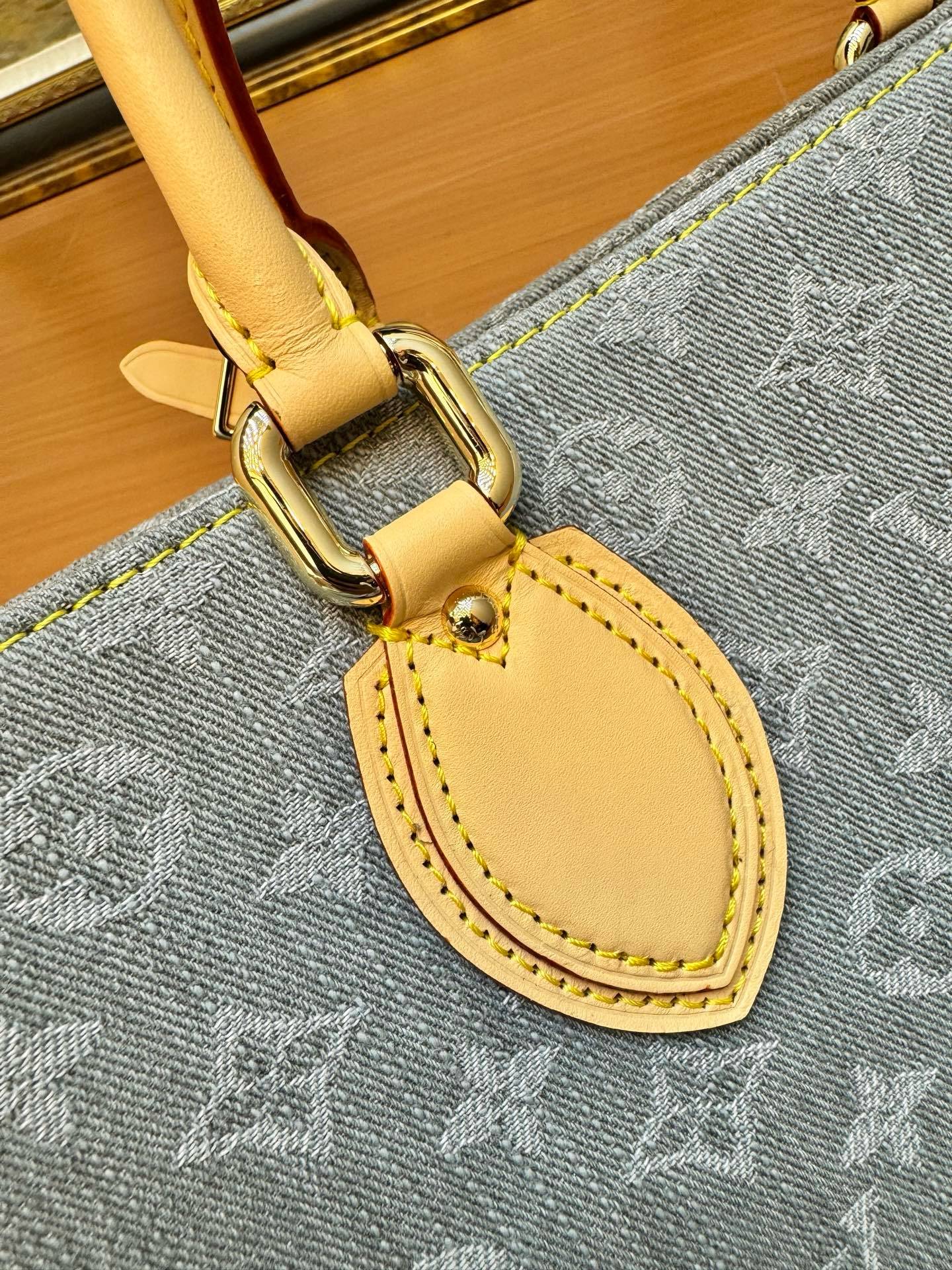 Louis Vuitton OnTheGo MM Monogram Denim Tote Bag - Image 3