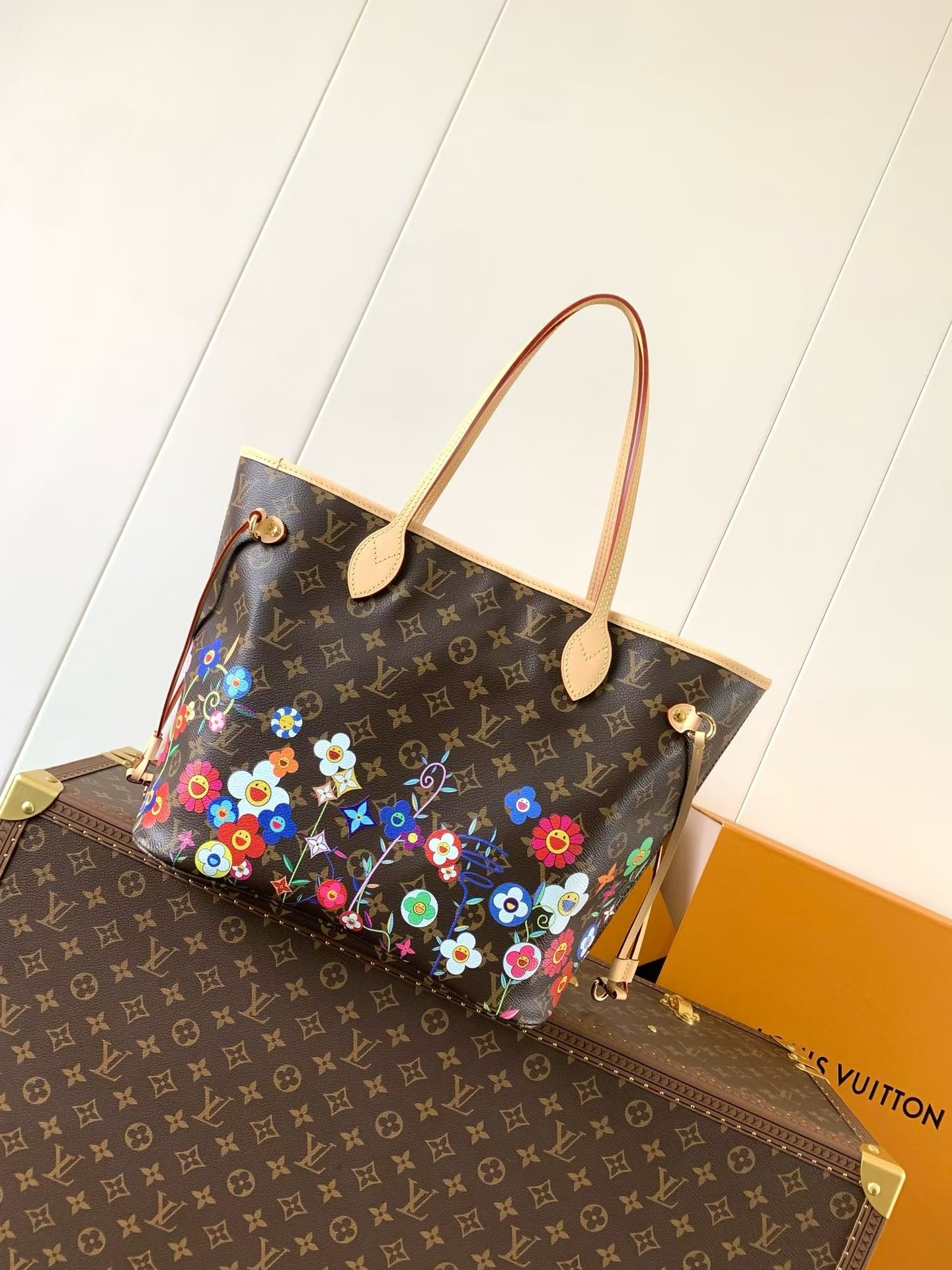 Louis Vuitton Neverfull MM Monogram Canvas Tote Bag - Image 3