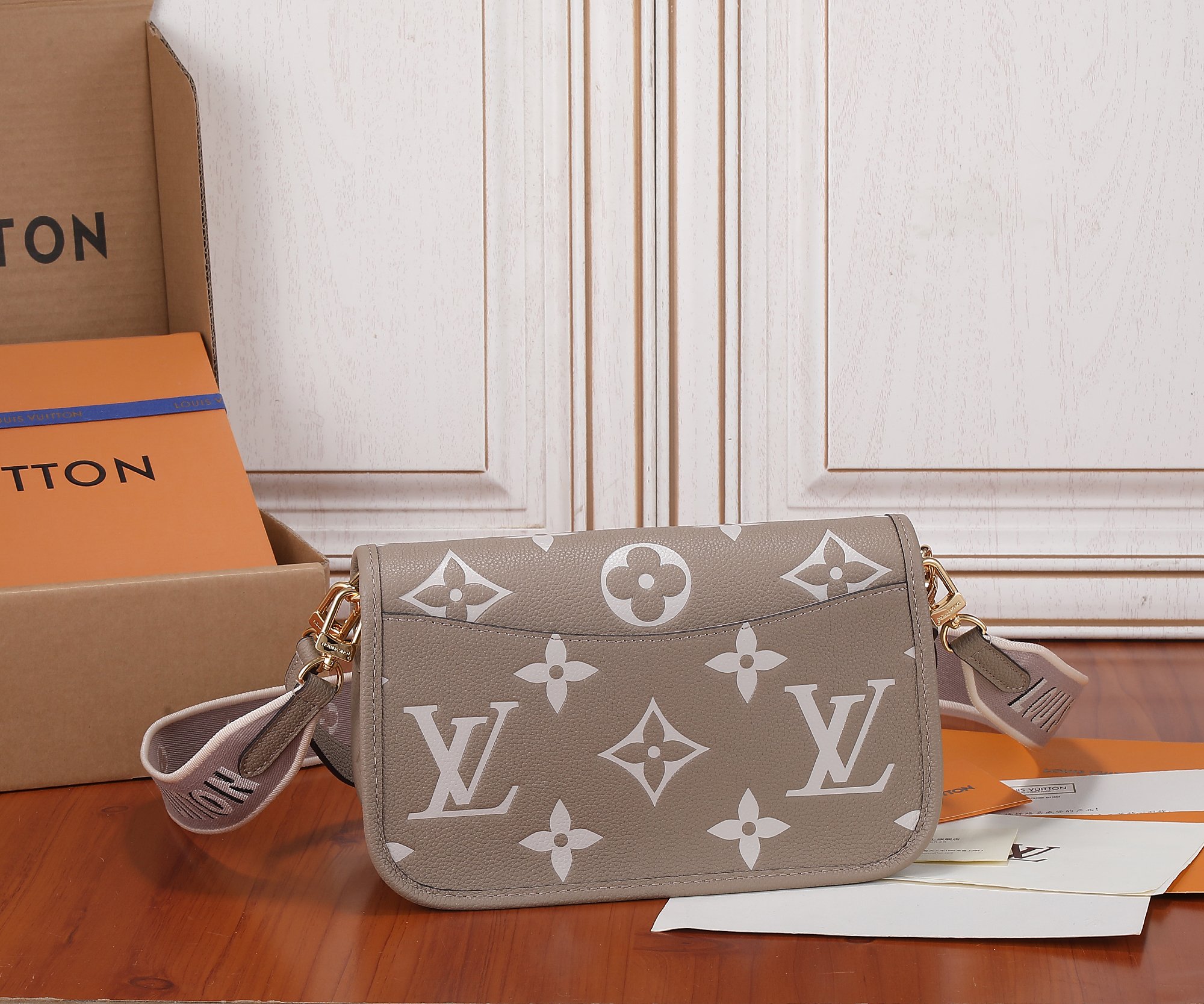Diane Monogram Empreinte Leather Shoulder Bag M46583 - Image 3