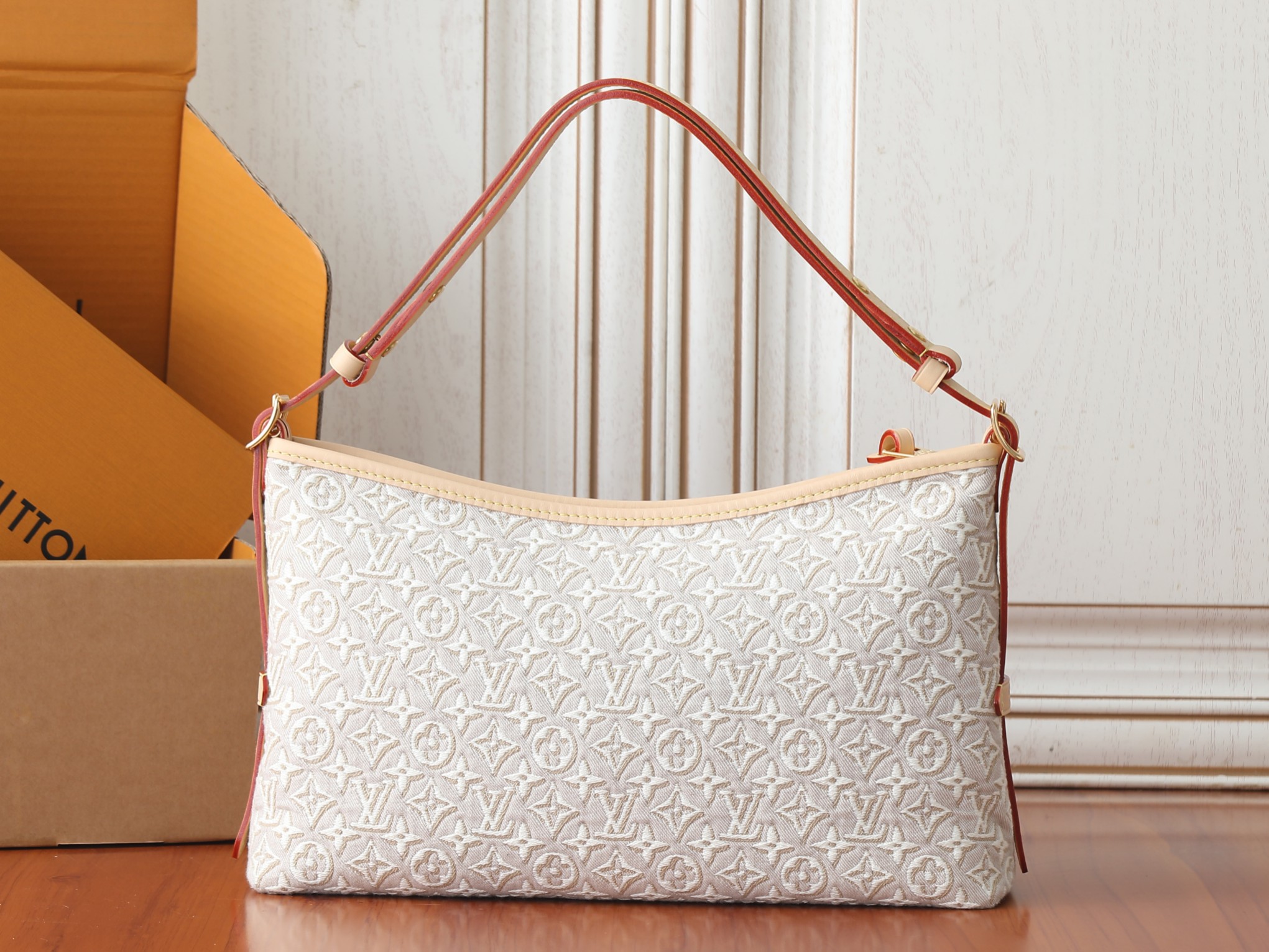 Louis Vuitton Carryall East-West Monogram Emblème Handbag M2A136 - Image 3