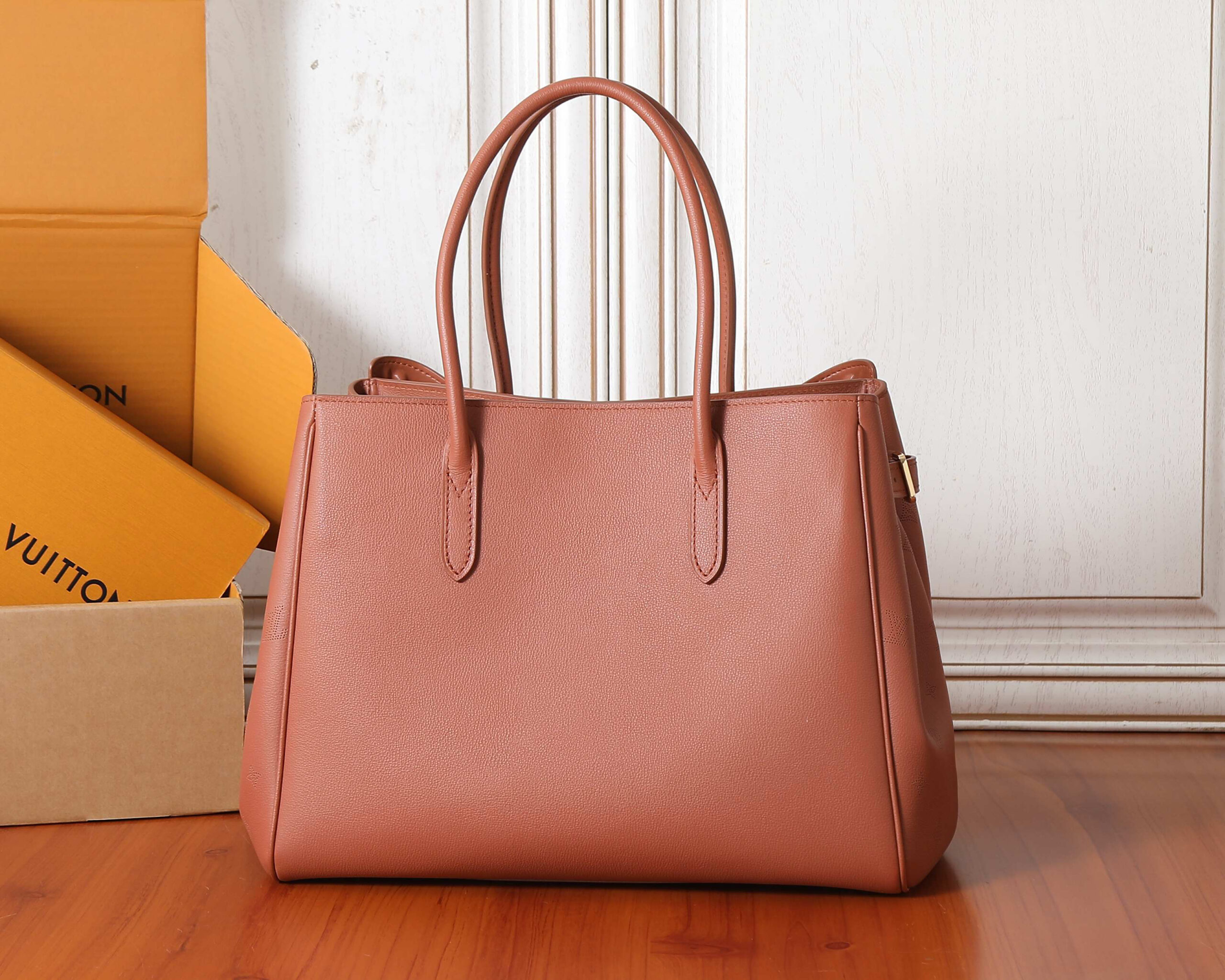 Black Calfskin Top-Handle Handbag - Image 3