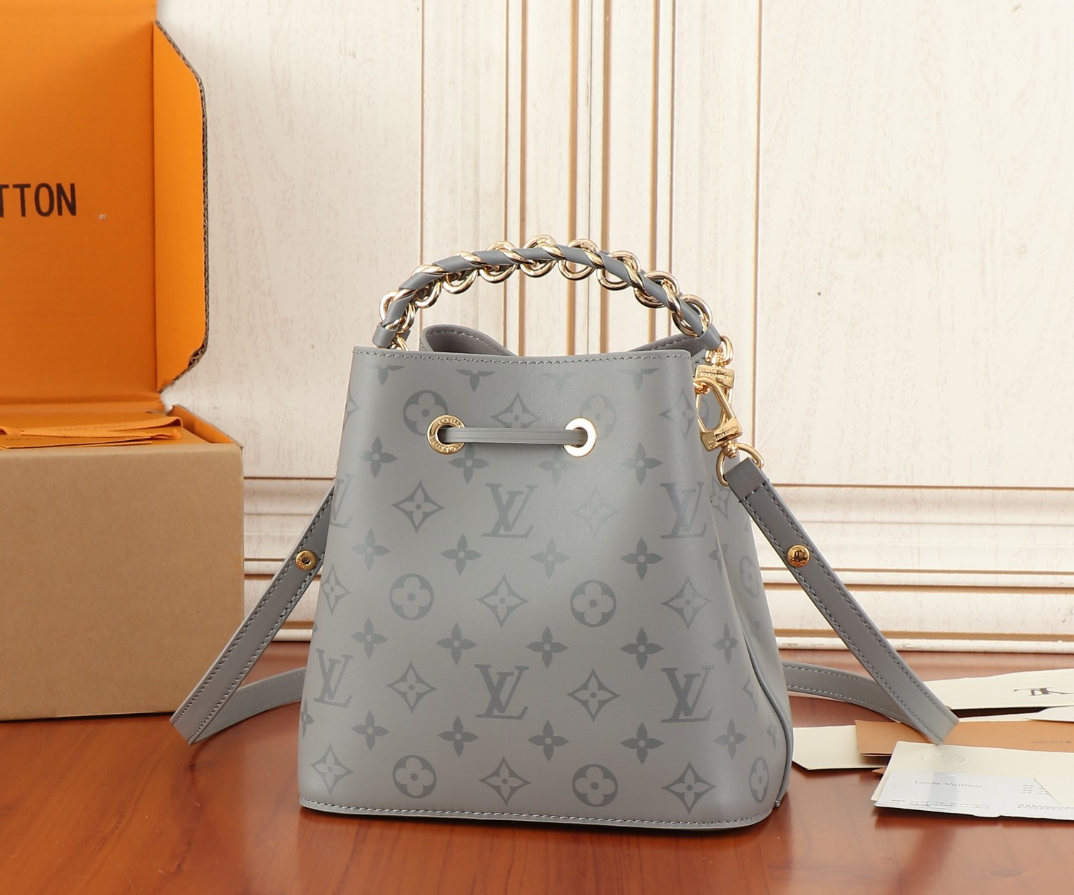 Louis Vuitton NéoNoé BB Monogram Ink Leather Crossbody Bag - Image 3