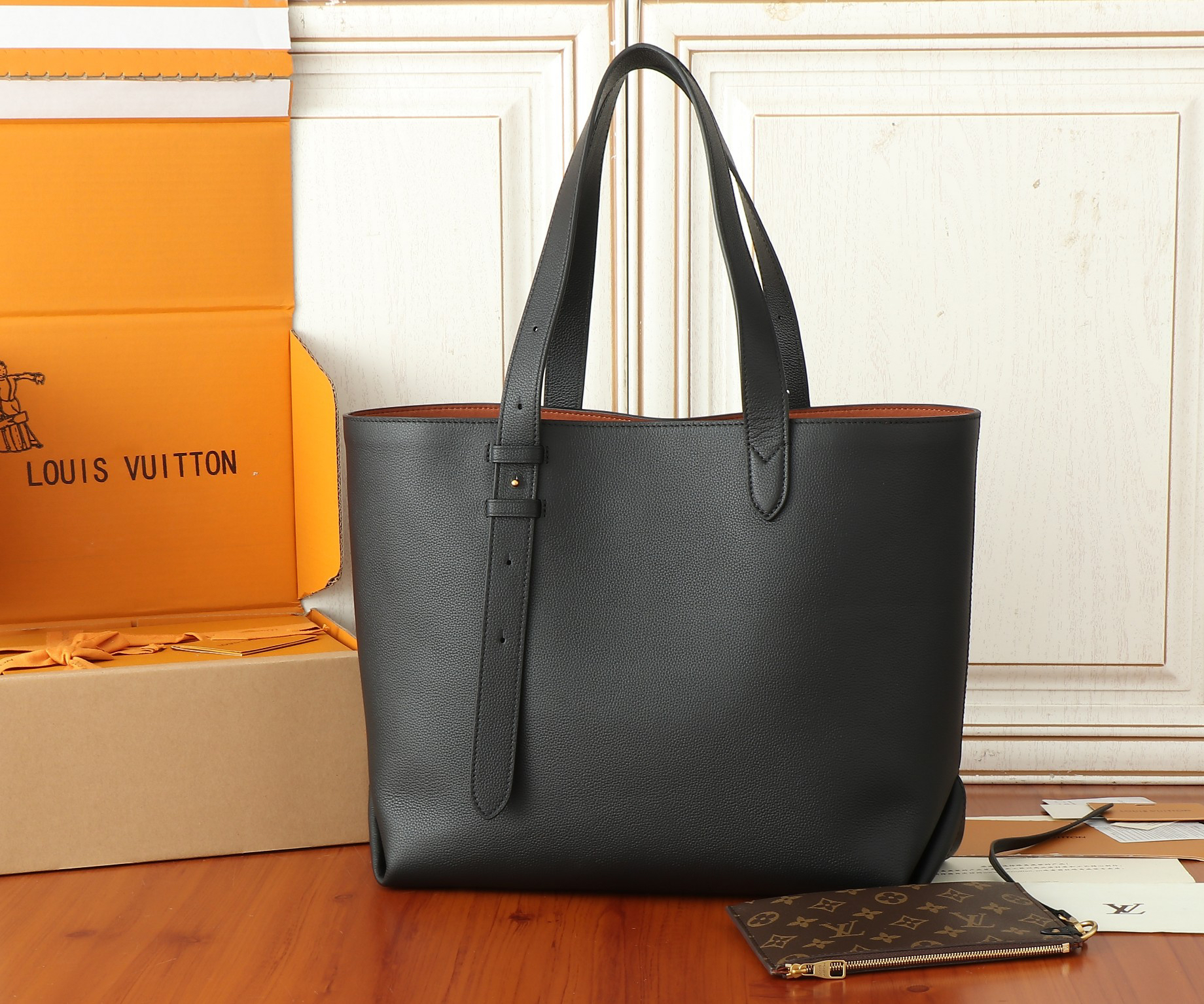 Low Key Cabas Medium Tote Bag - Image 3