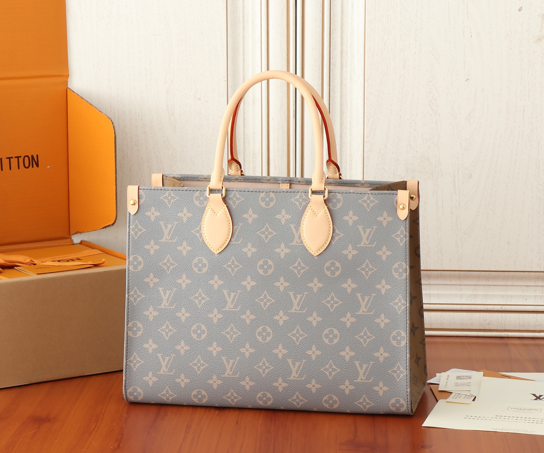 Louis Vuitton OnTheGo Medium Bag M12415 - Image 3
