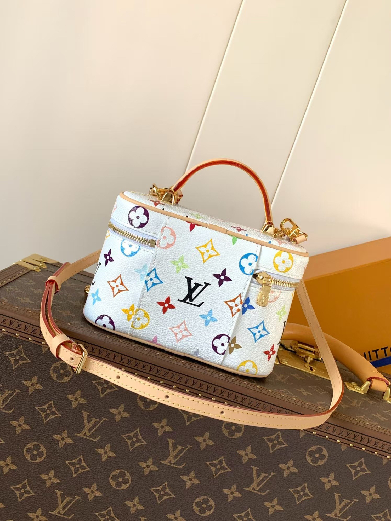 Louis Vuitton x Takashi Murakami Vanity Pouch Crossbody Bag - Image 3