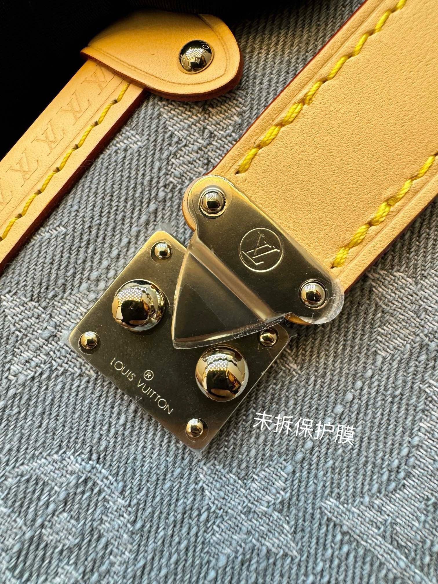 Louis Vuitton Side Trunk Medium Handbag M13285 - Image 3