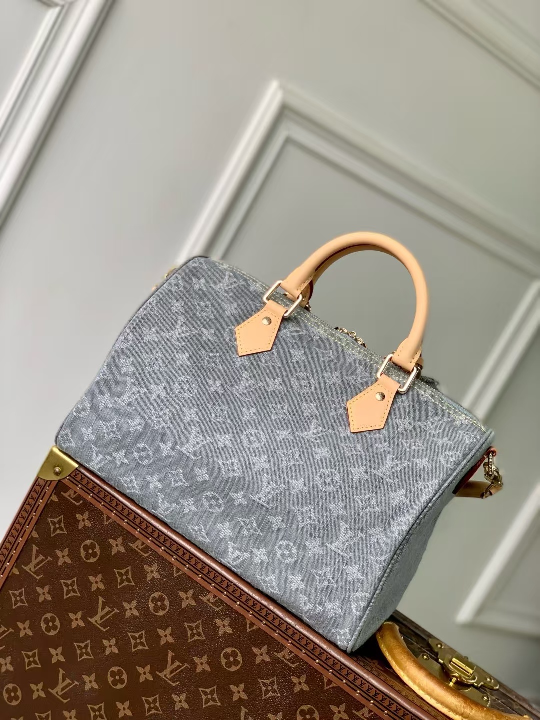 Louis Vuitton Speedy Soft 30 Monogram Denim Handbag - Image 3