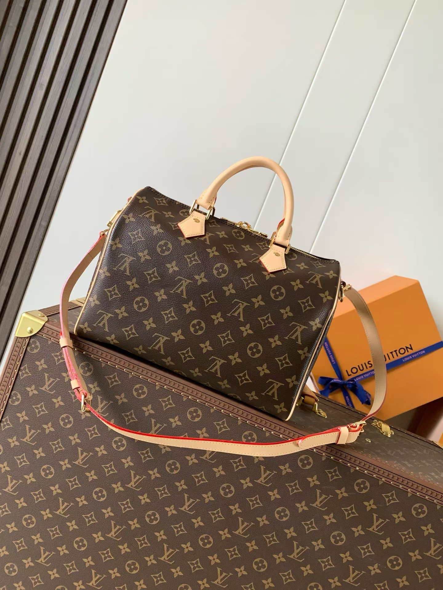 Louis Vuitton Speedy Bandouliere 30 Handbag - Image 3