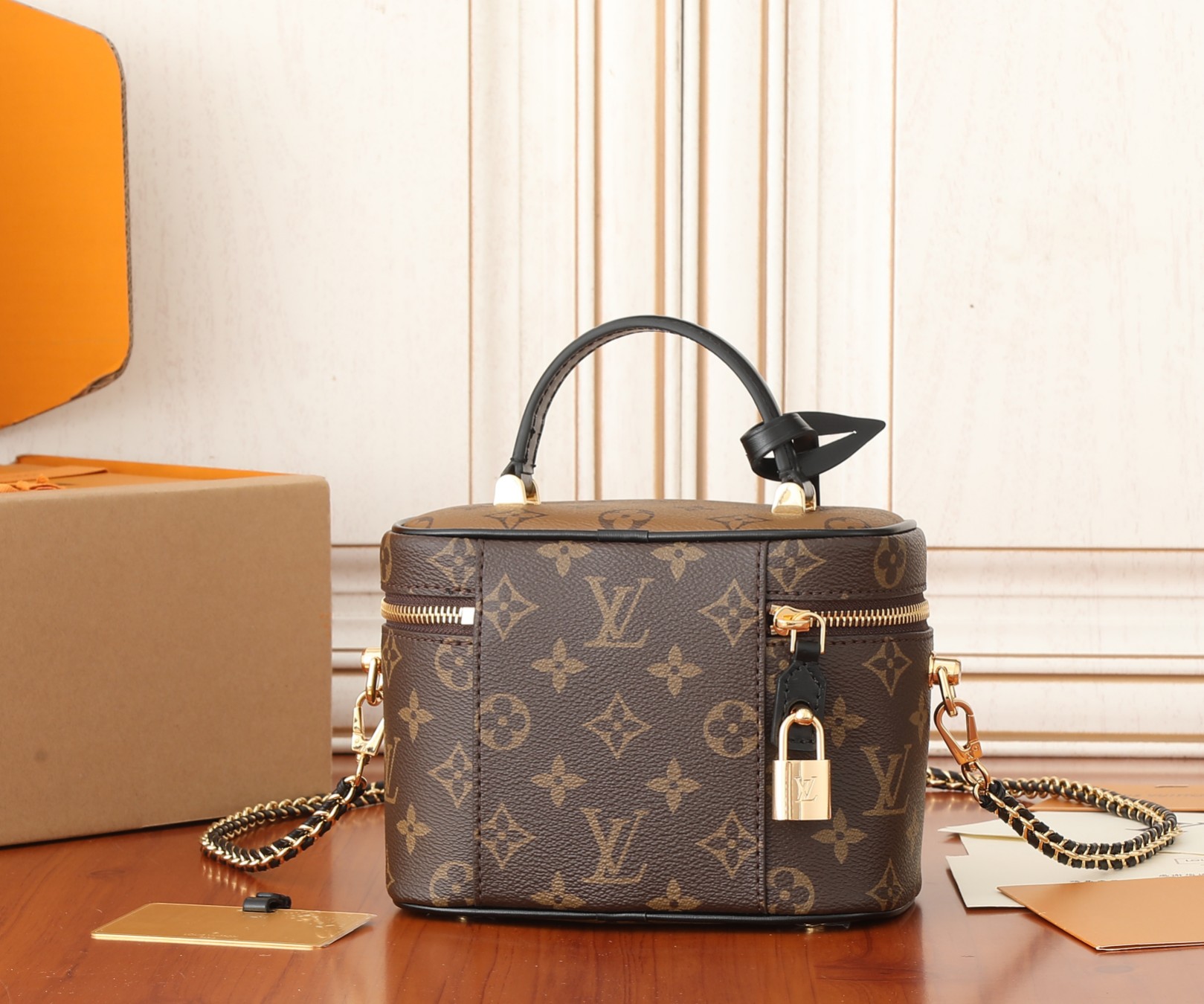 Louis Vuitton Vanity Chain Pouch M47128 - Image 3