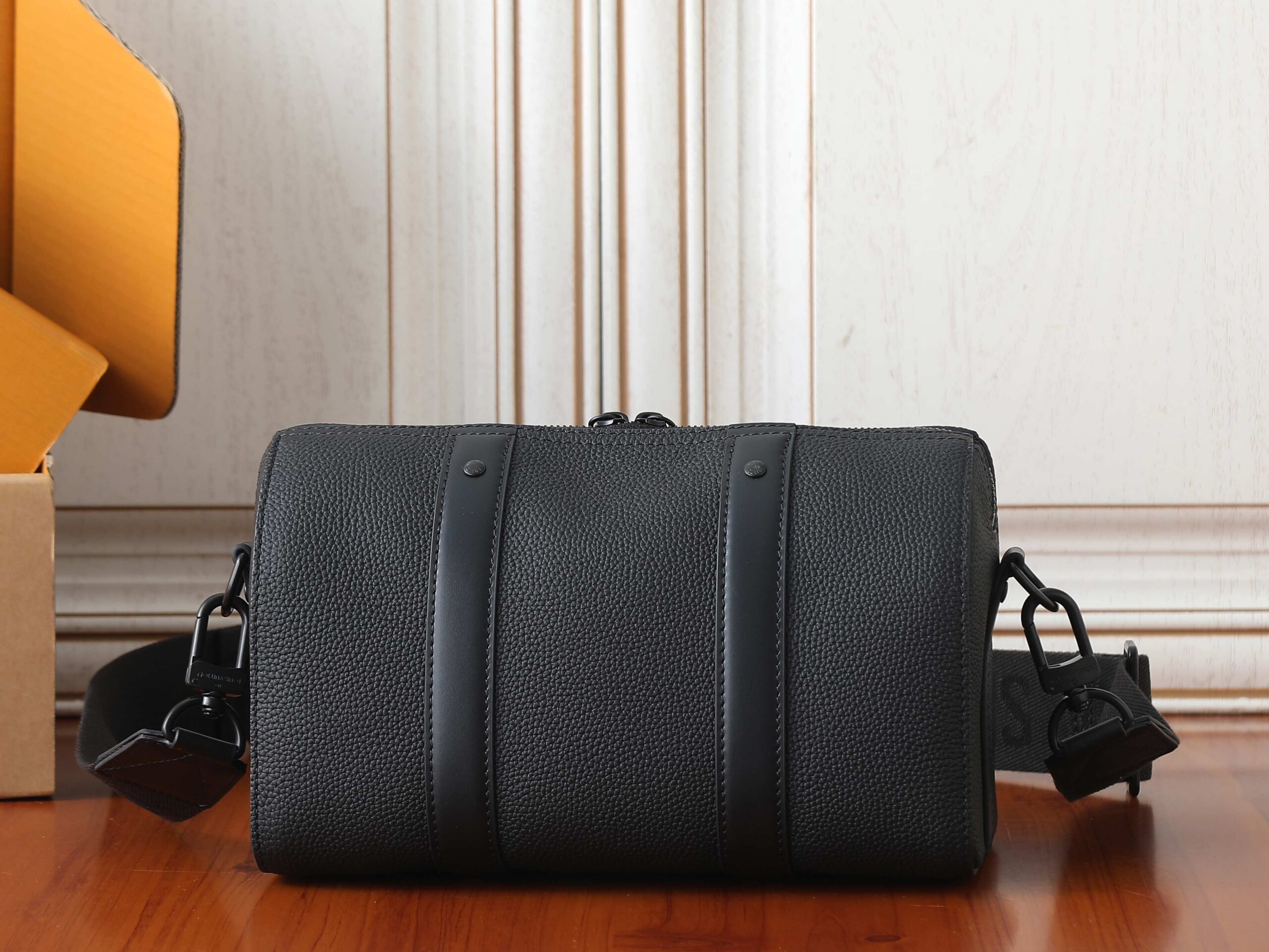 Louis Vuitton City Keepall Bag M59255 - Image 3
