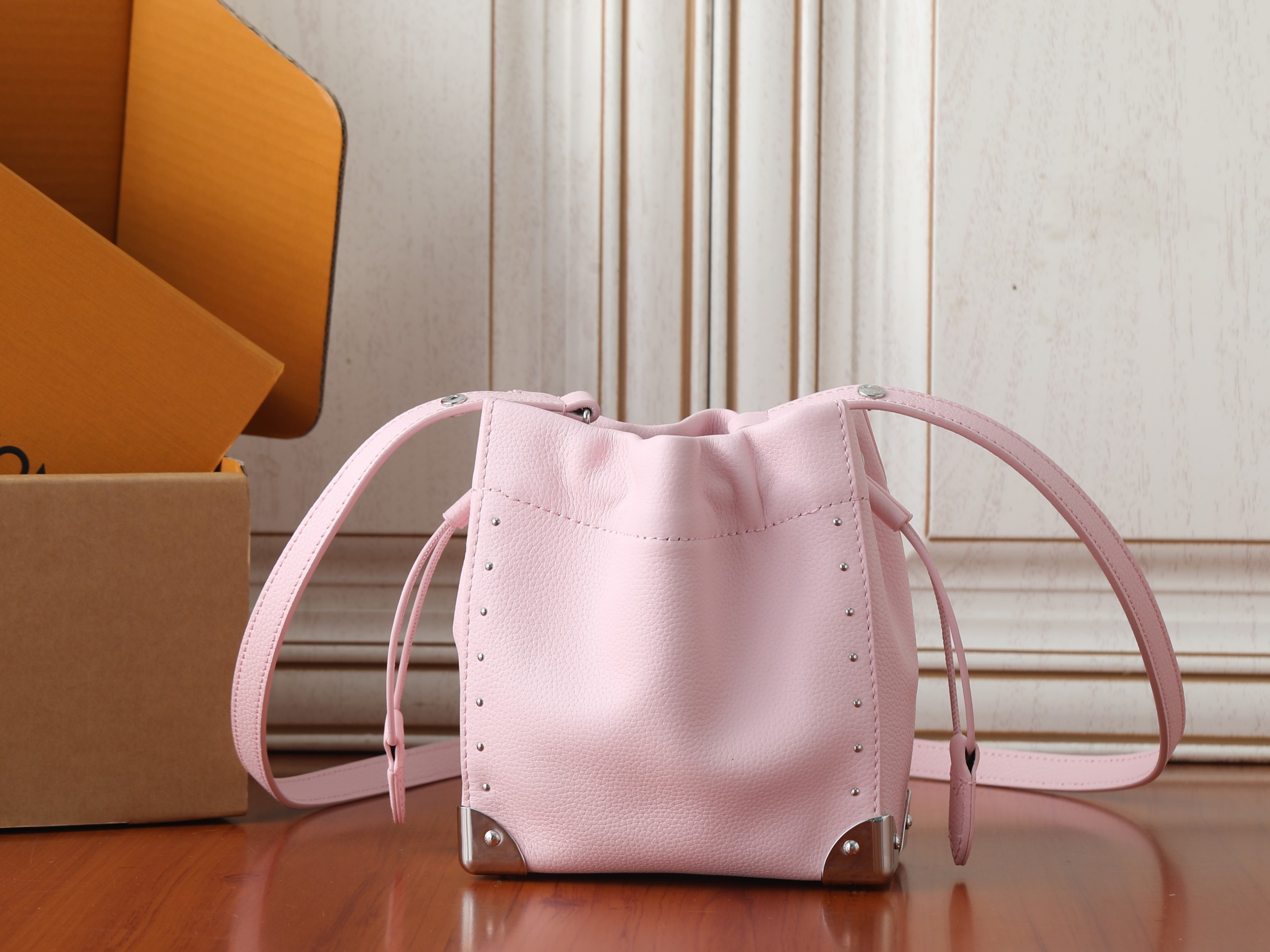 Louis Vuitton Nano Noé Trunk Handbag - Image 3