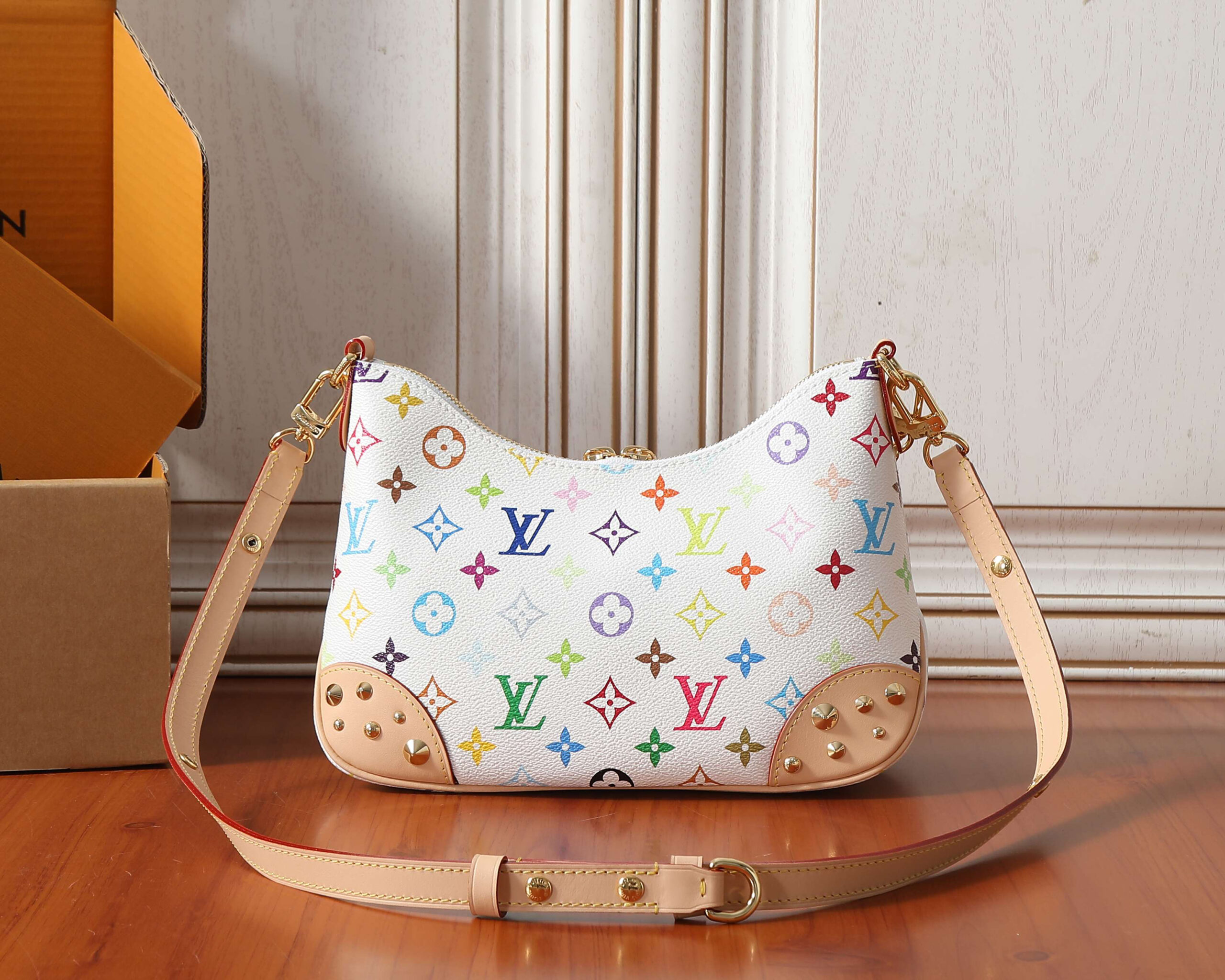 Louis Vuitton Boulogne PM Monogram Canvas Crossbody Bag - Image 3