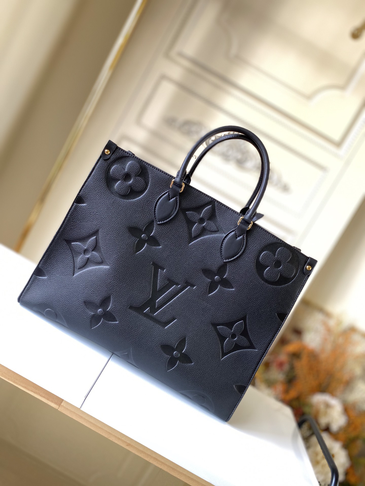 Louis Vuitton OnTheGo Tote Bag M44921 / M44925 - Image 3