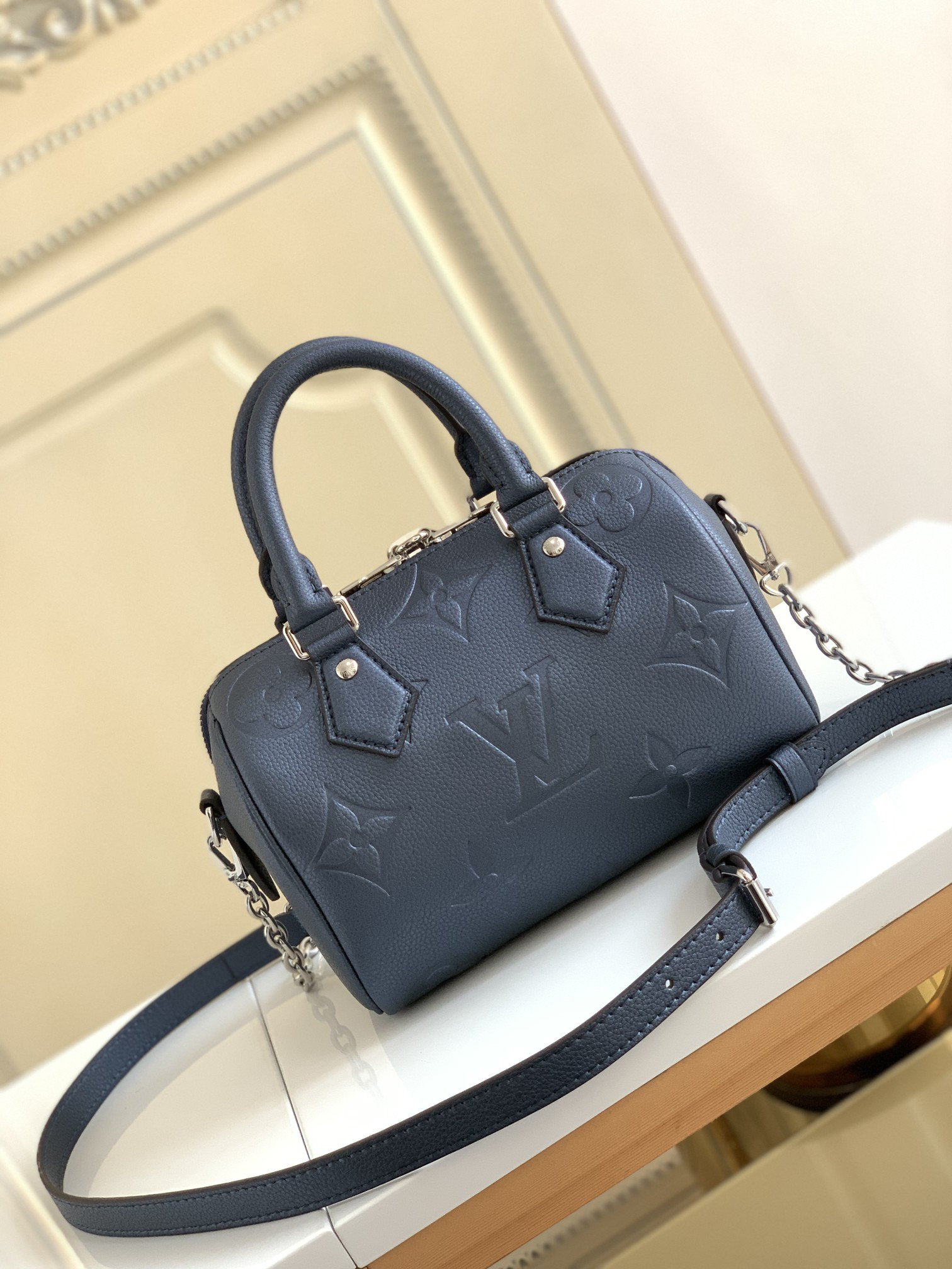 Louis Vuitton Speedy Bandoulière 20 Monogram Empreinte Leather Crossbody Bag - Image 3