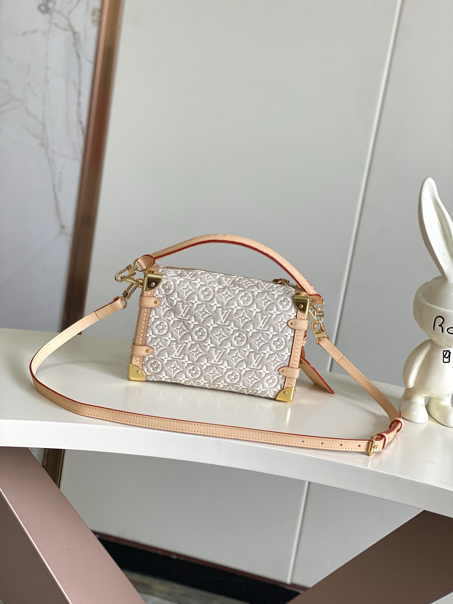 Louis Vuitton Side Trunk Medium Shoulder Bag in White Monogram Jacquard Canvas - Image 3