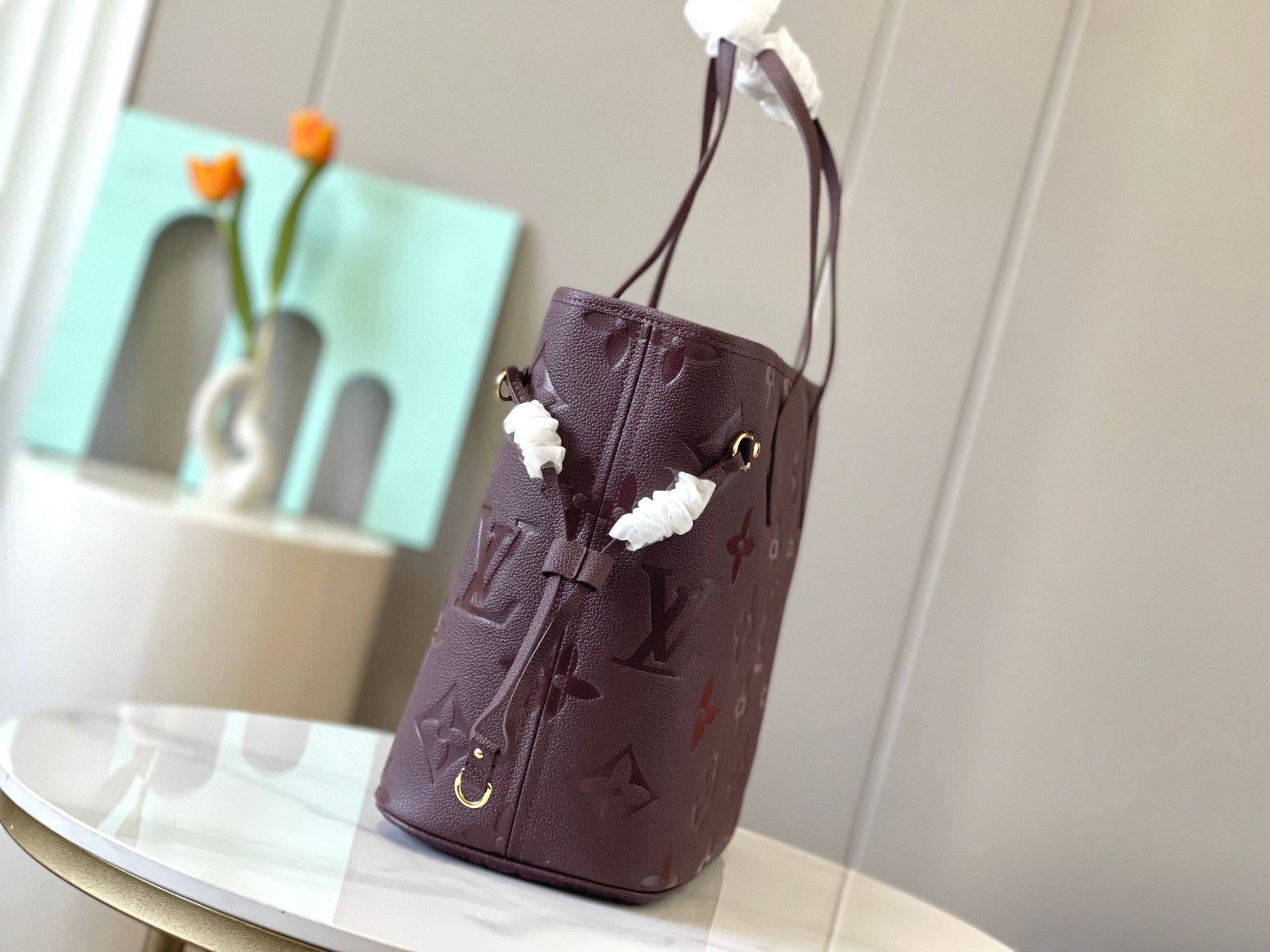Louis Vuitton Neverfull MM Leather Tote Bag - Image 3
