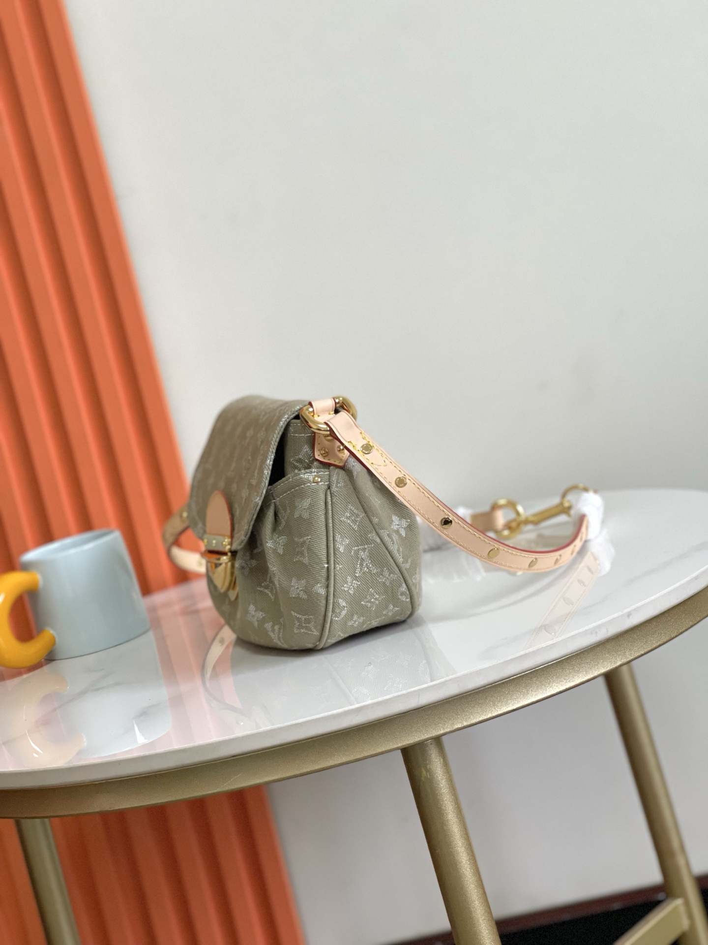 Sunset Rendez-Vous Denim Shoulder Bag - Image 3