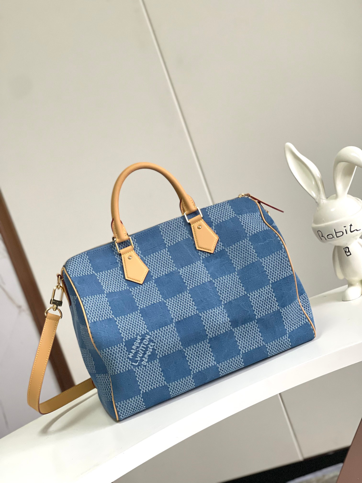 Louis Vuitton Speedy 40 Bandoulière Damier Denim Handbag - Image 3
