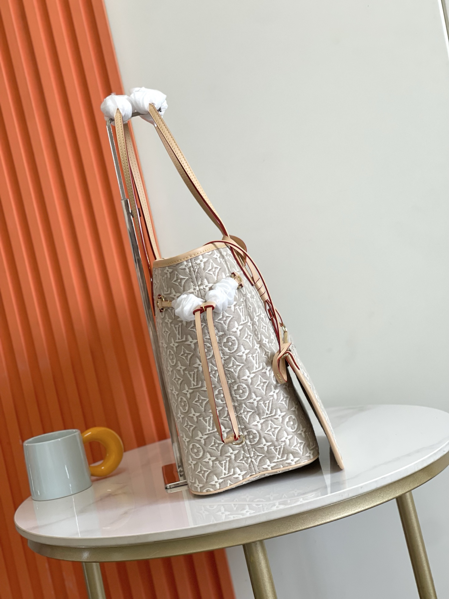 Louis Vuitton Neverfull MM Monogram Emblème Canvas Tote Bag - Image 3