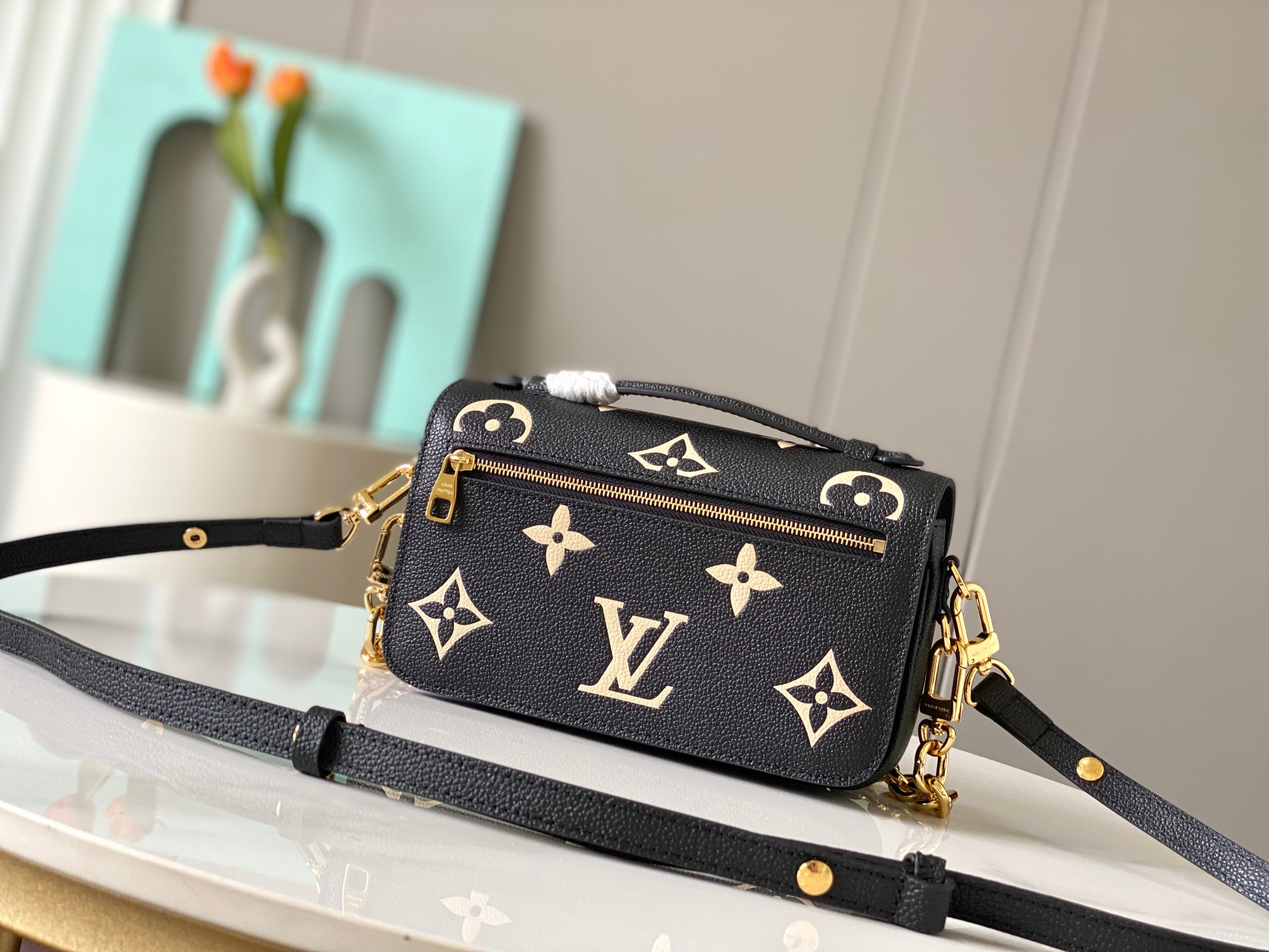 Louis Vuitton Pochette Métis East West Crossbody Bag - Image 3
