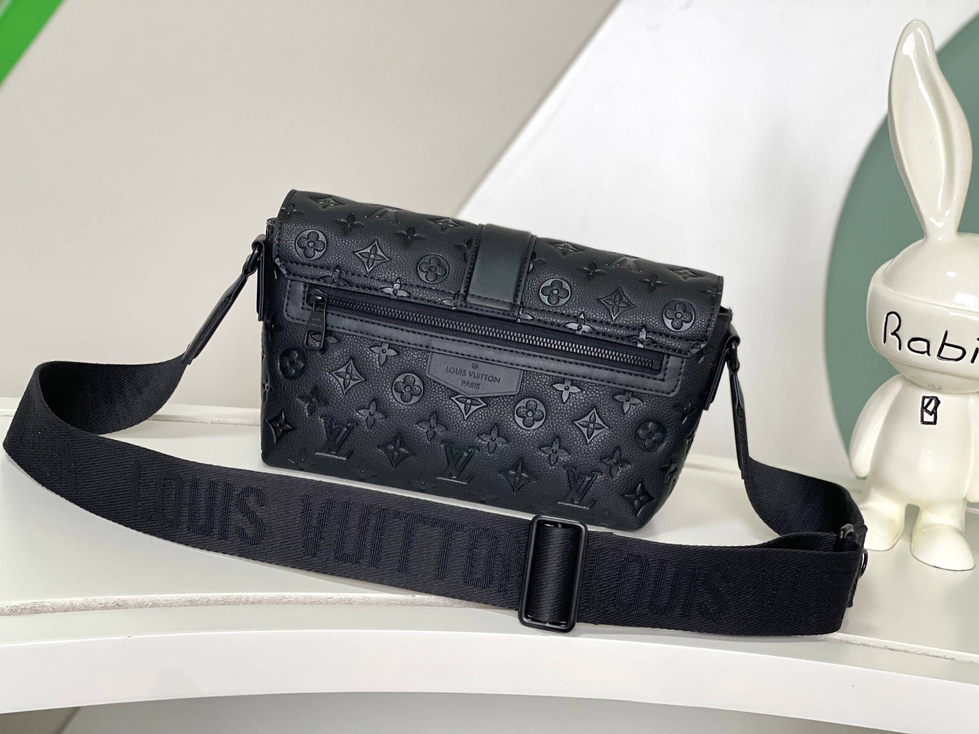 Louis Vuitton S-Cape Messenger Bag M23741 - Image 3