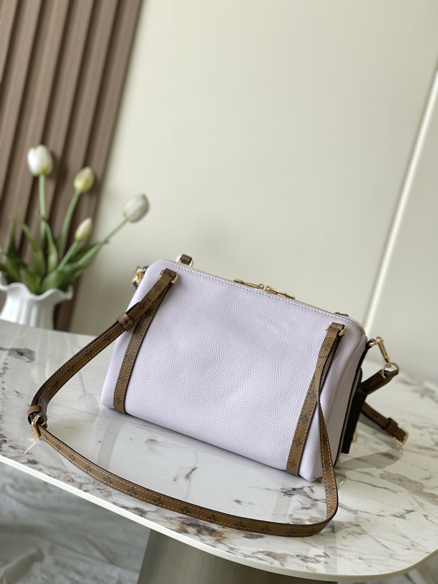 Express Small Handbag M27275 in Purple Grained Calfskin - Image 3