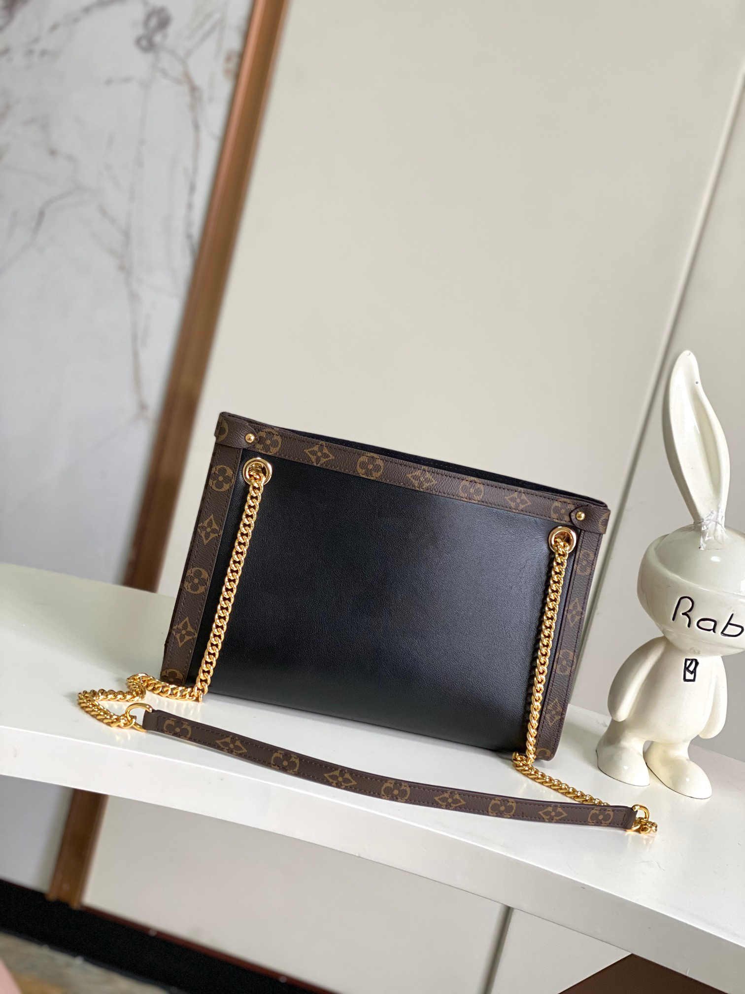 Louis Vuitton Nova Small Crossbody Bag M13140 - Image 3