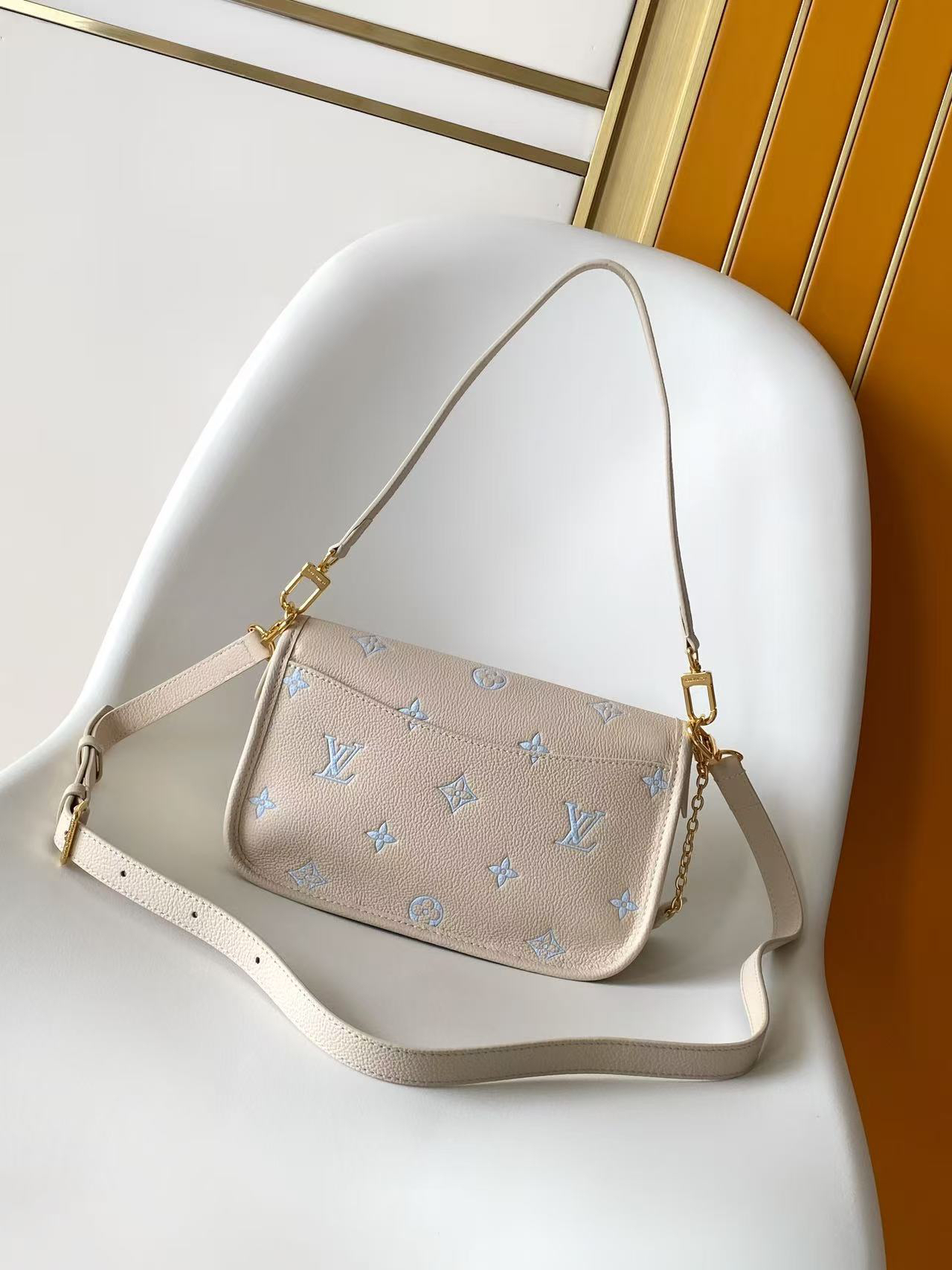 Louis Vuitton Diane Shoulder Bag in Monogram Empreinte Leather - Image 3