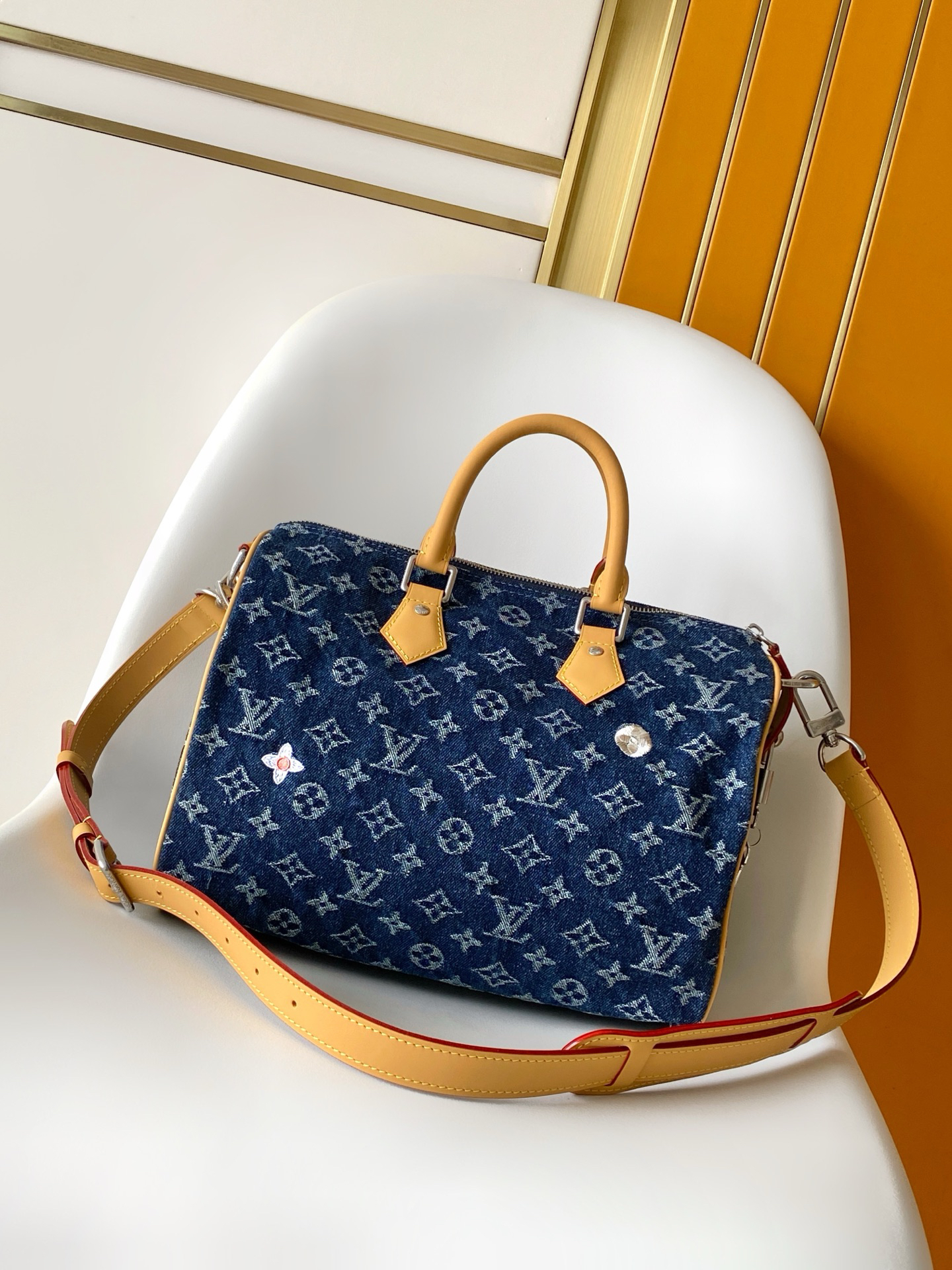 Louis Vuitton Speedy 30 Bandoulière M27556 Denim Monogram Handbag - Image 3
