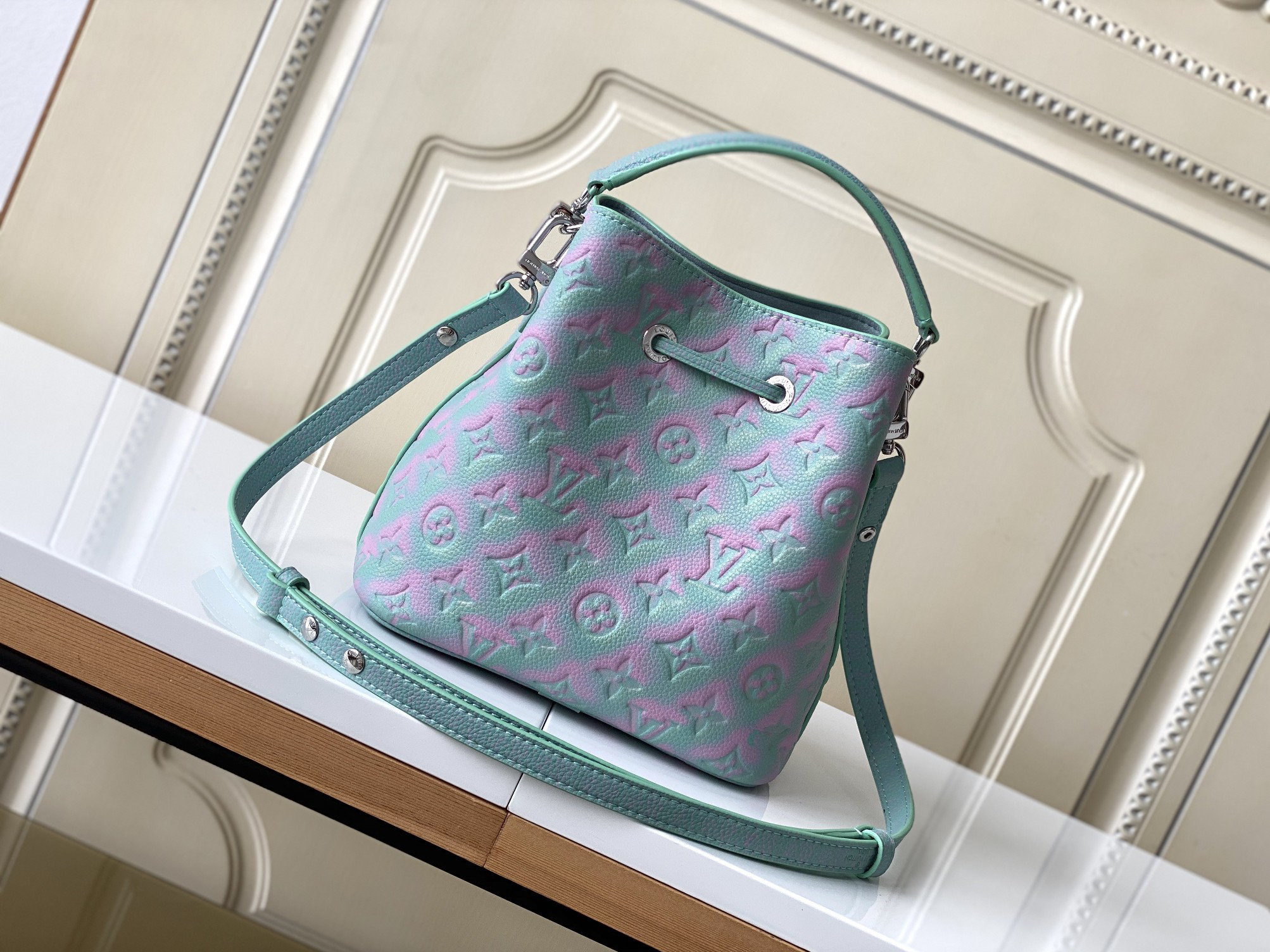 Louis Vuitton NeoNoe BB Summer Stardust Monogram Empreinte Leather Bucket Bag - Image 3