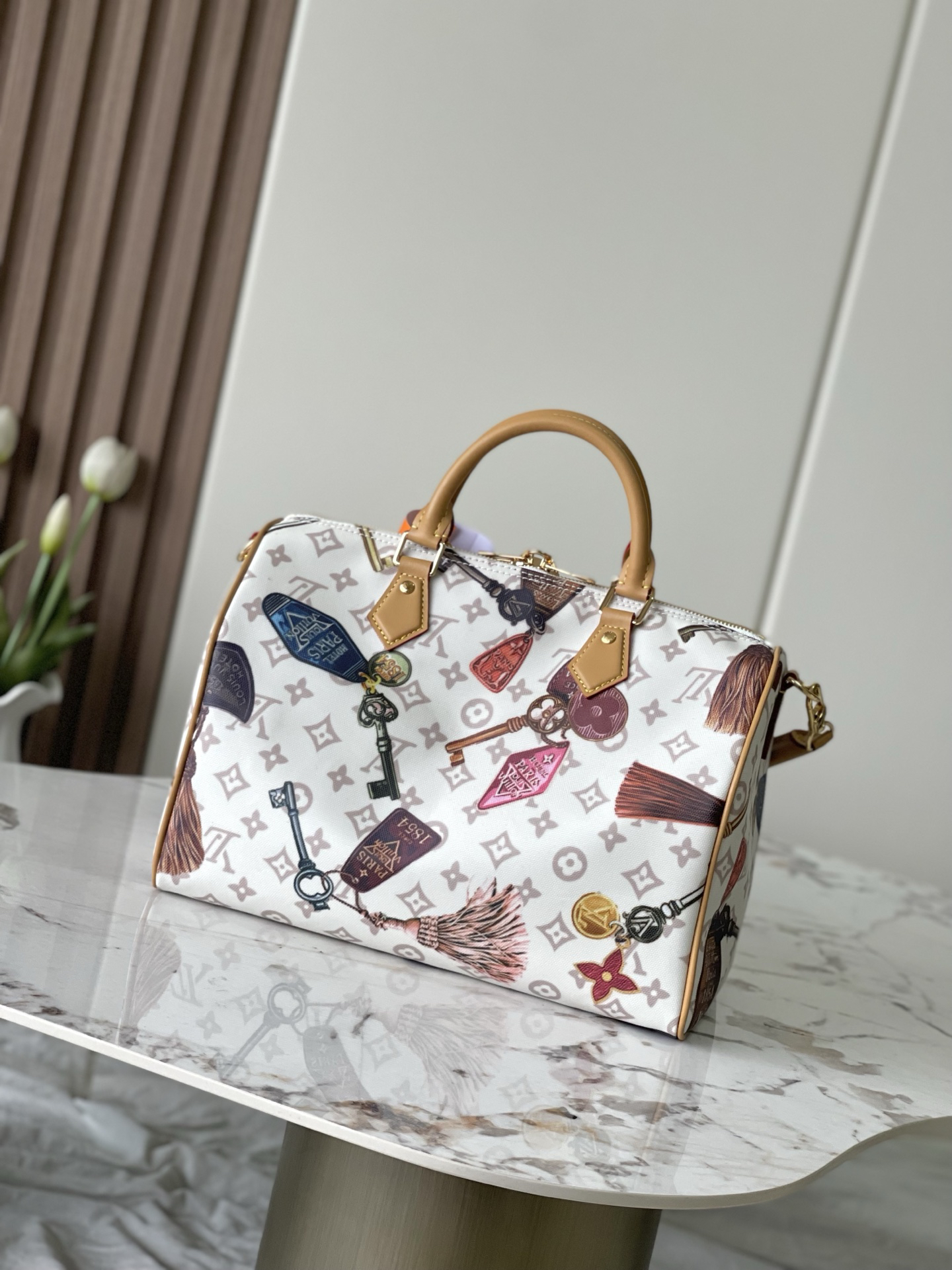 Getaway Speedy 30 Soft Handbag in Beige Canvas - Image 3