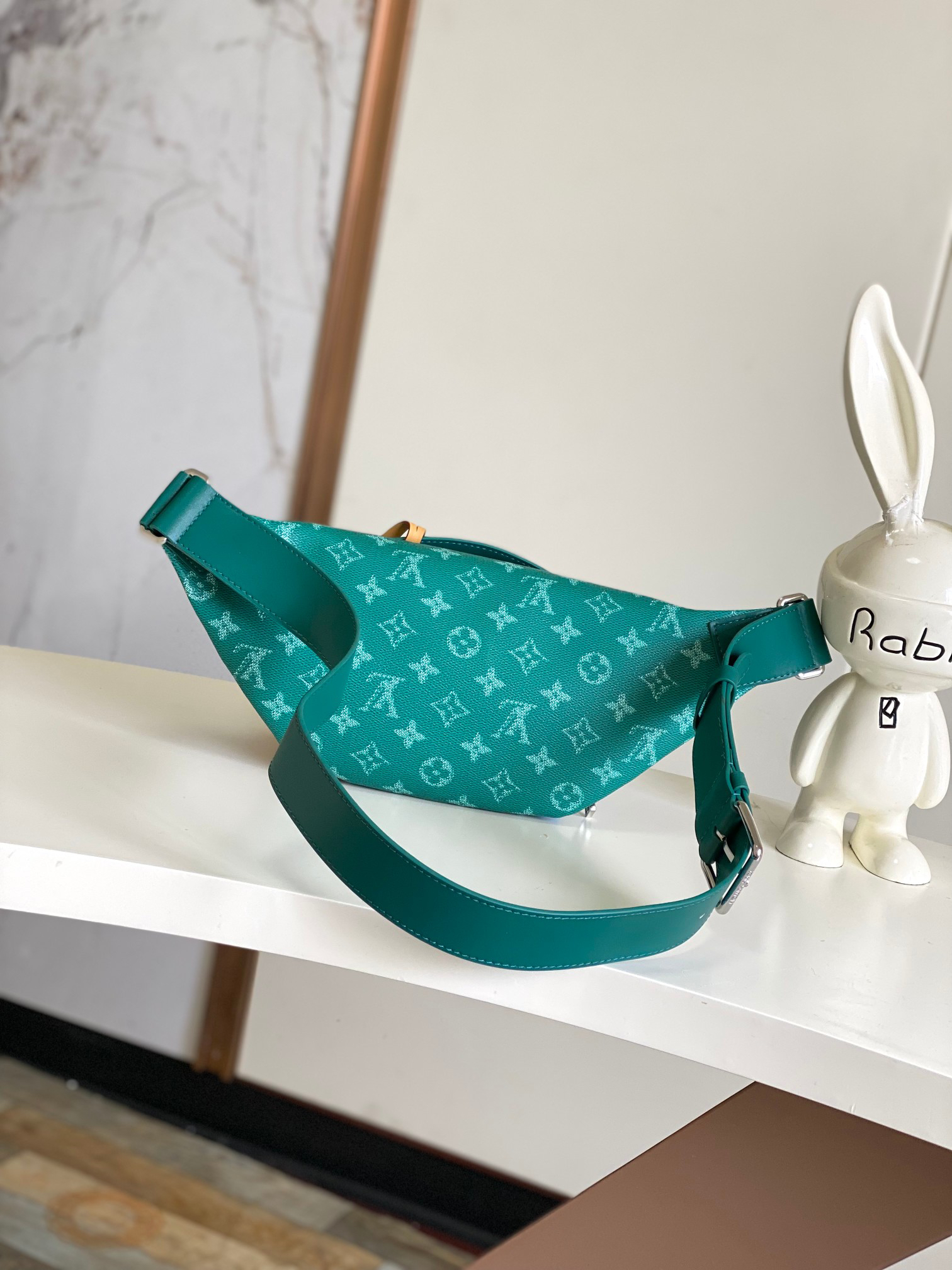 Louis Vuitton Rush Belt Bag M12867 Green - Image 3