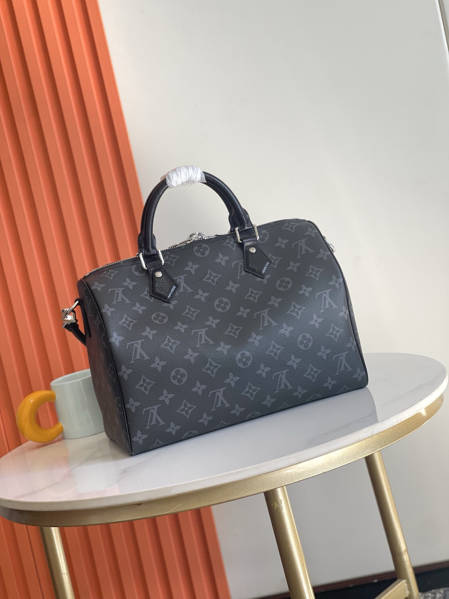 Louis Vuitton Speedy Soft 30 Handbag in Monogram Eclipse Canvas - Image 3