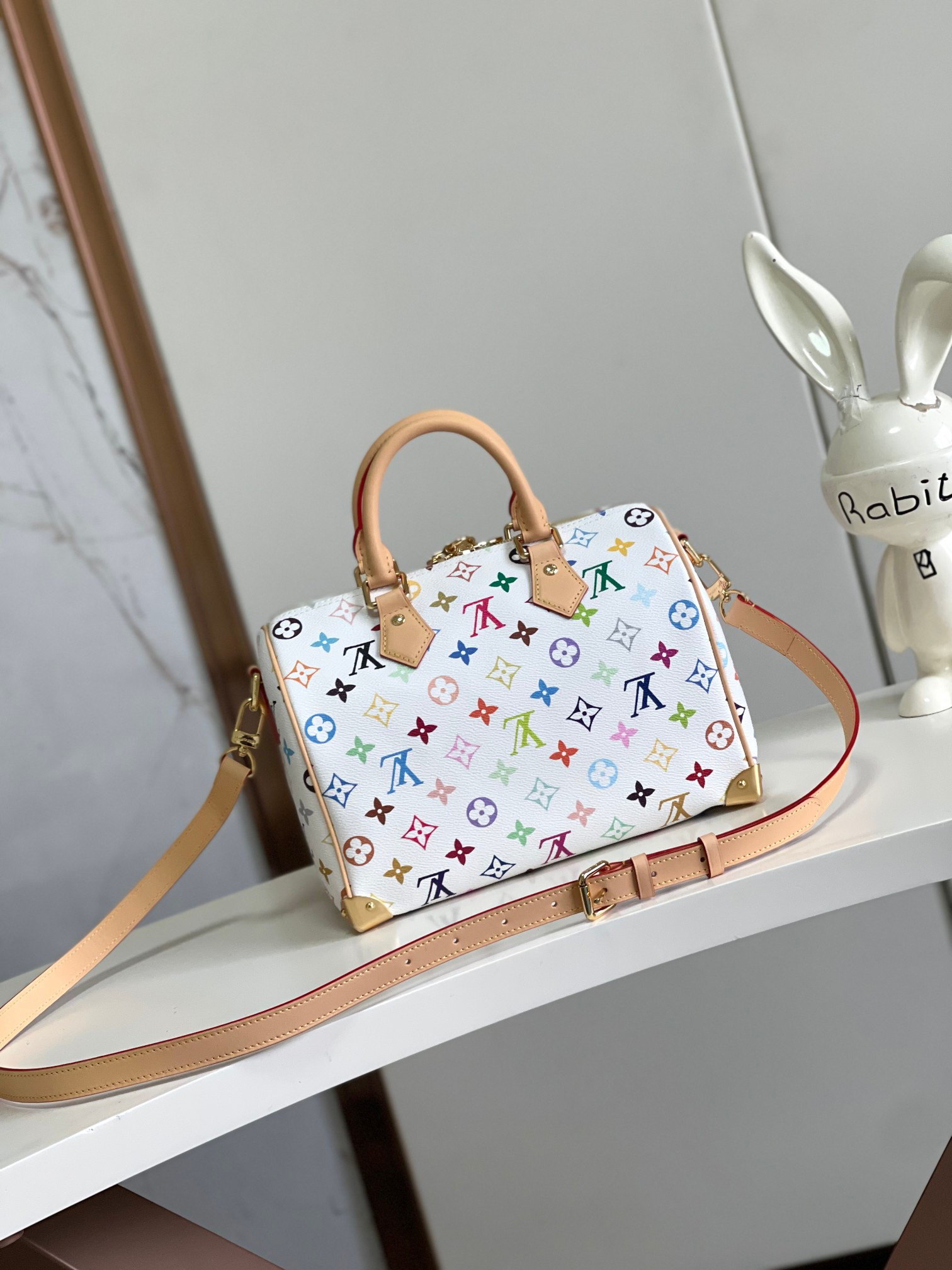 Louis Vuitton Speedy Bandoulière 25 Handbag in White Multicolor Monogram - Image 3