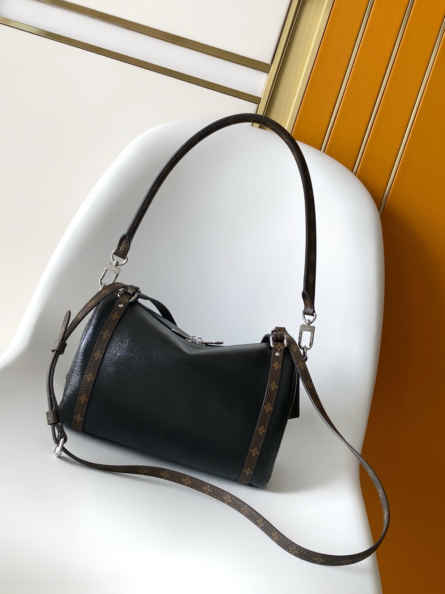 Louis Vuitton Express Small Crossbody Bag in Black Oiled Leather - Image 3