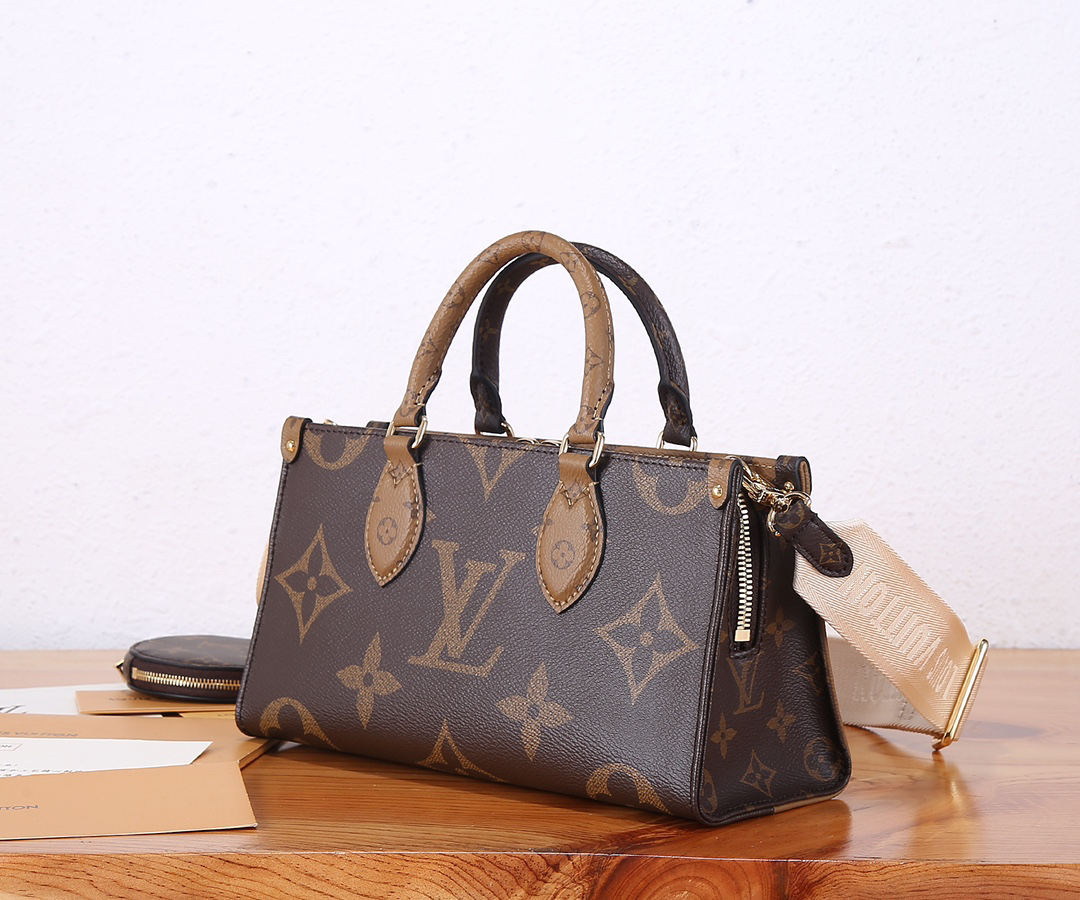 Louis Vuitton OnTheGo East West Tote Bag - Image 3