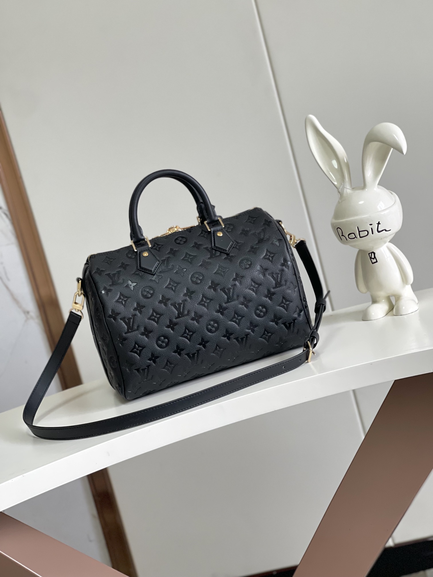Louis Vuitton Speedy Soft 30 Handbag - Image 3
