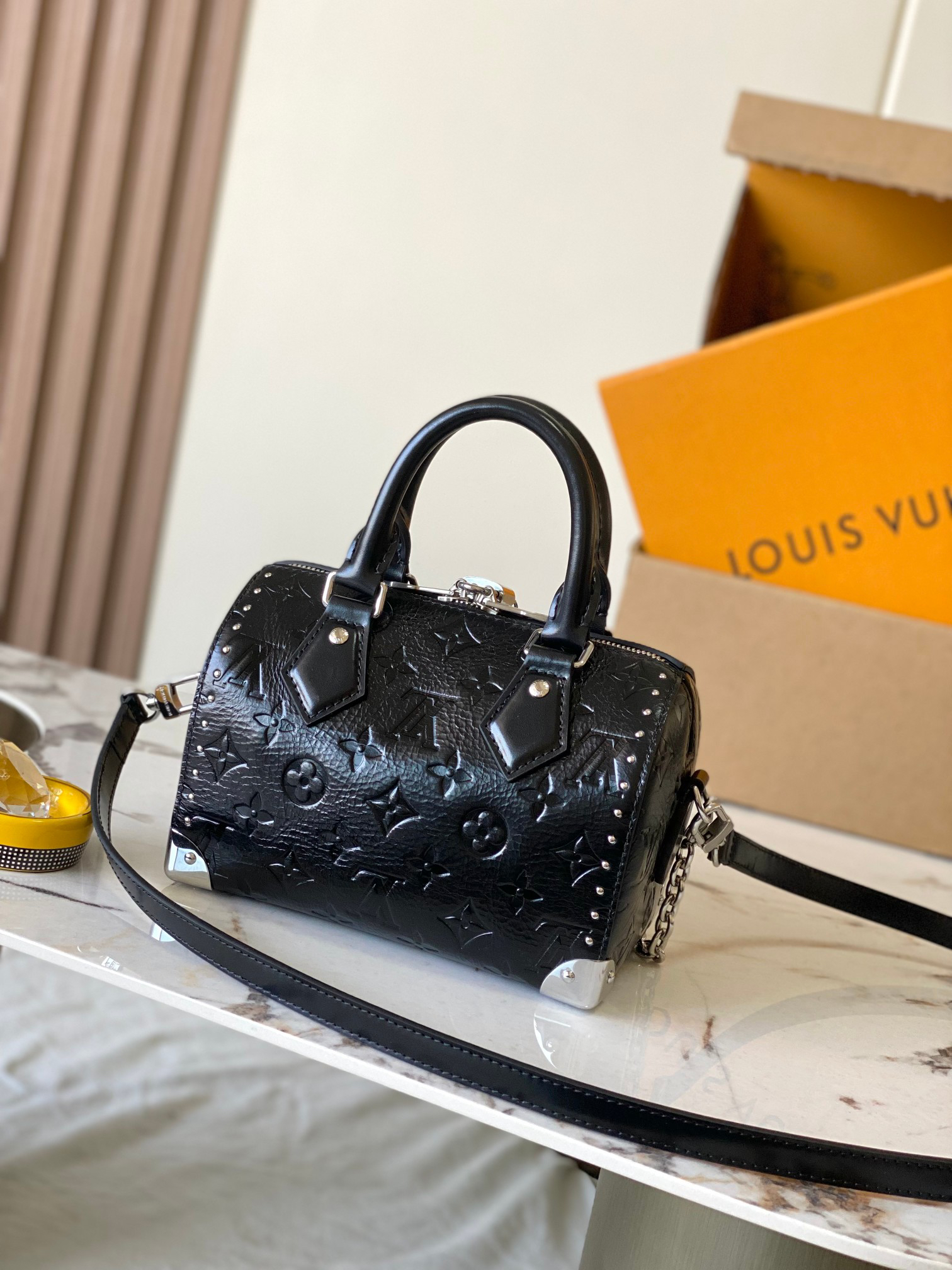 Louis Vuitton Speedy Trunk 20 Handbag - Image 3