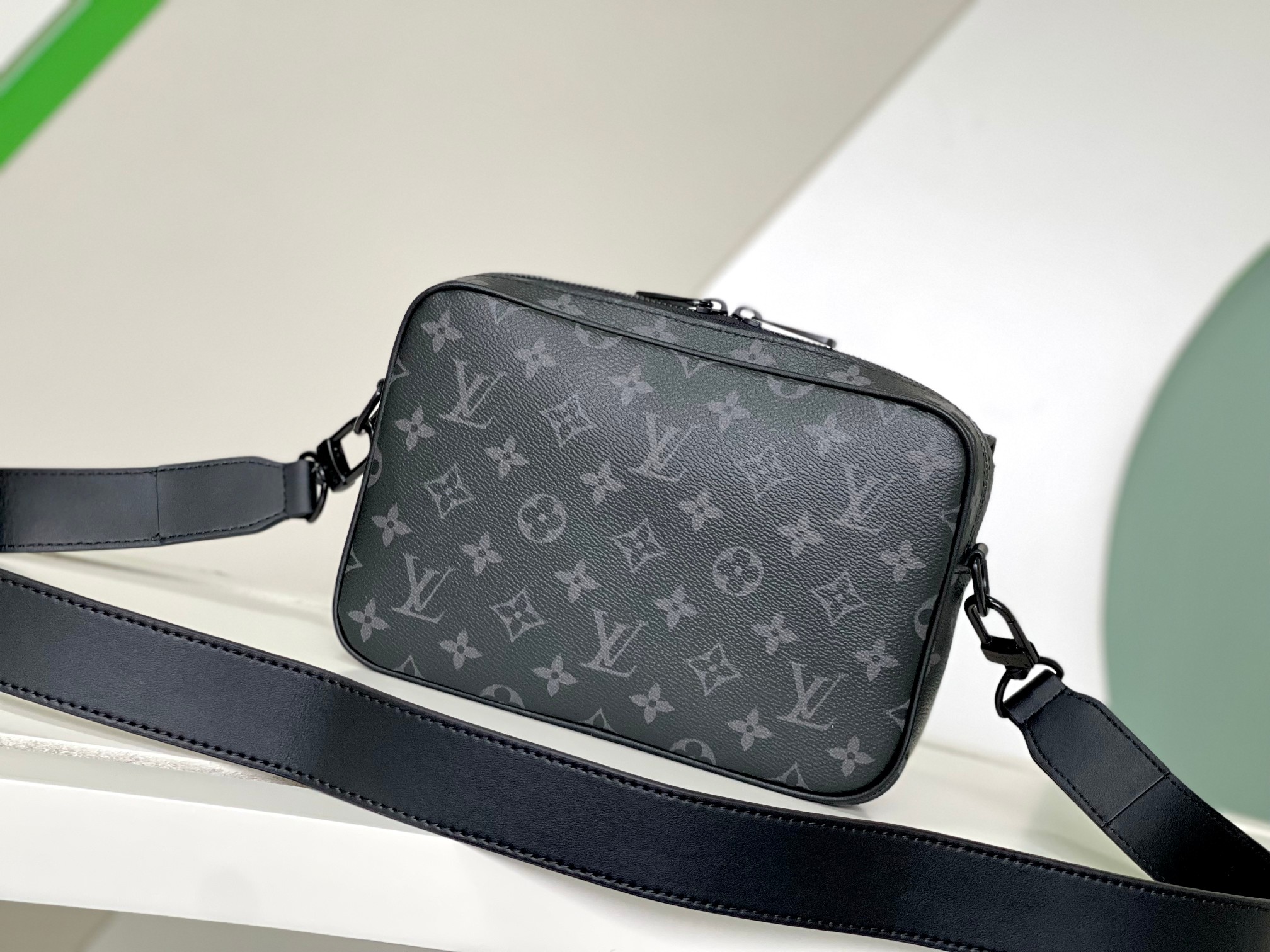 Louis Vuitton Steamer Messenger Bag M46795 - Image 3