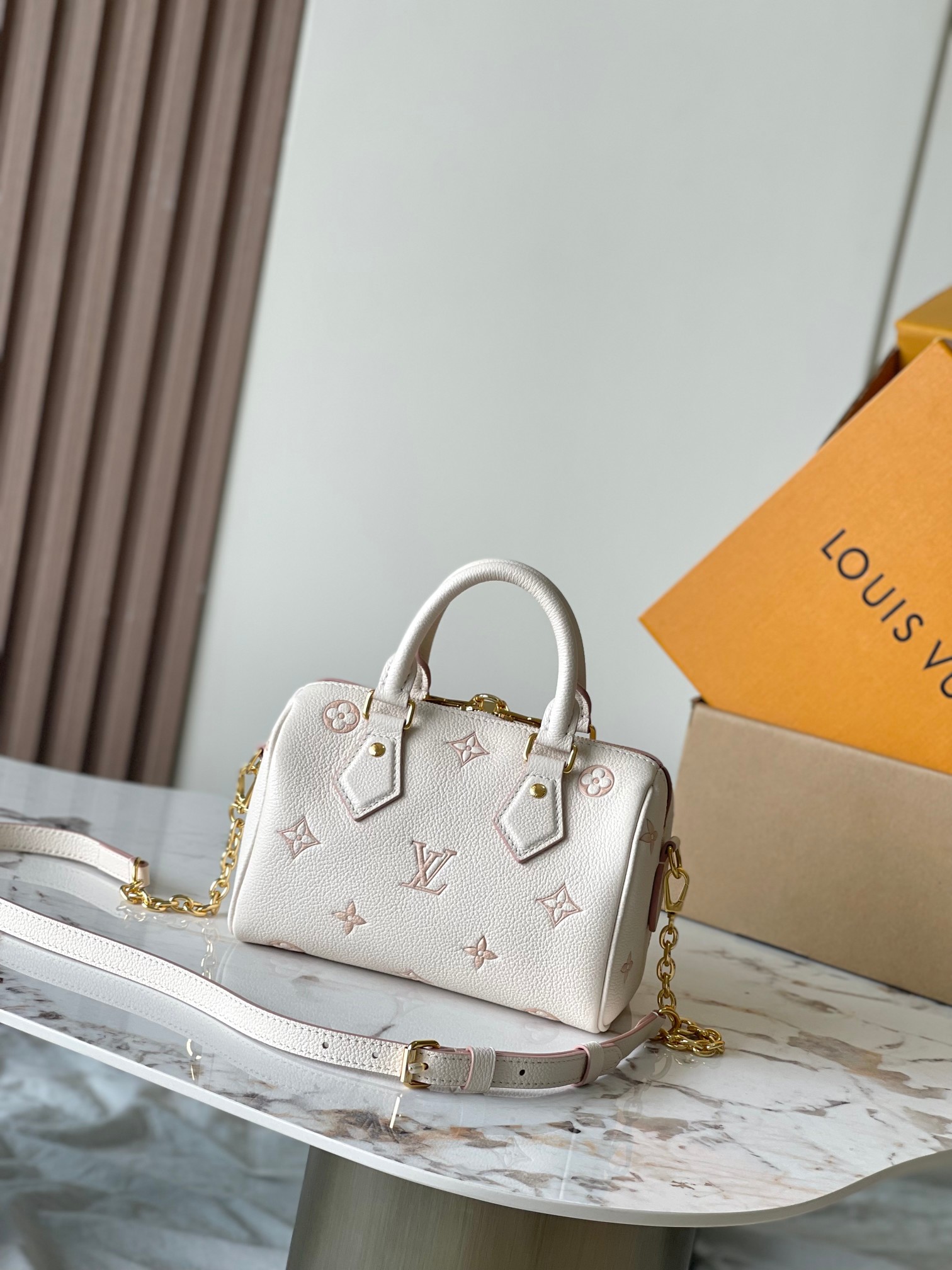 Louis Vuitton Speedy Bandoulière 20 Handbag - Image 3