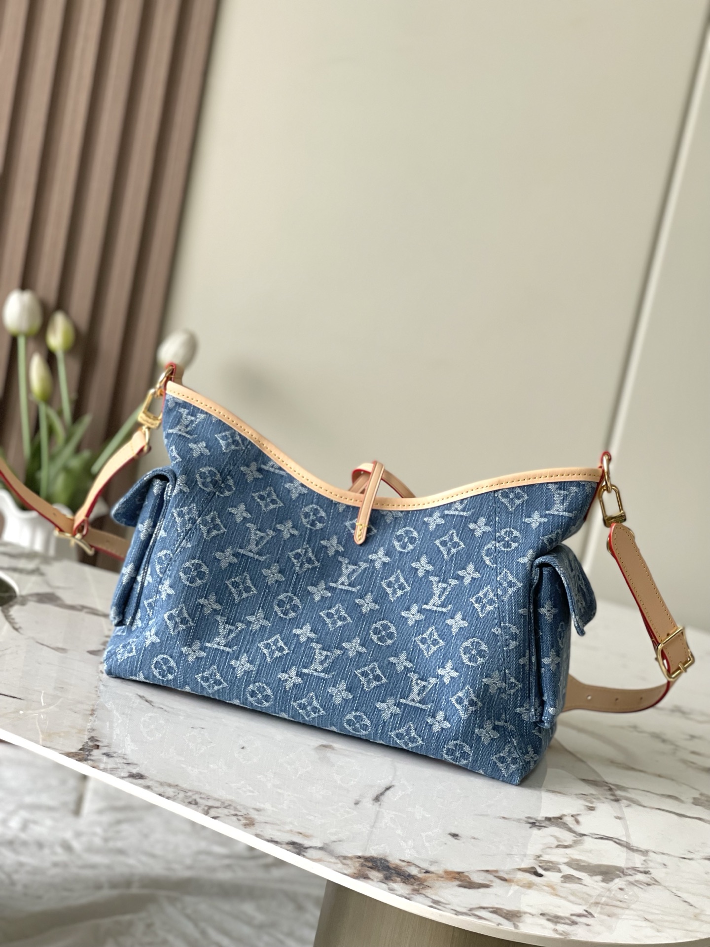 Louis Vuitton Carryall Cargo Small Handbag in Blue Denim - Image 3