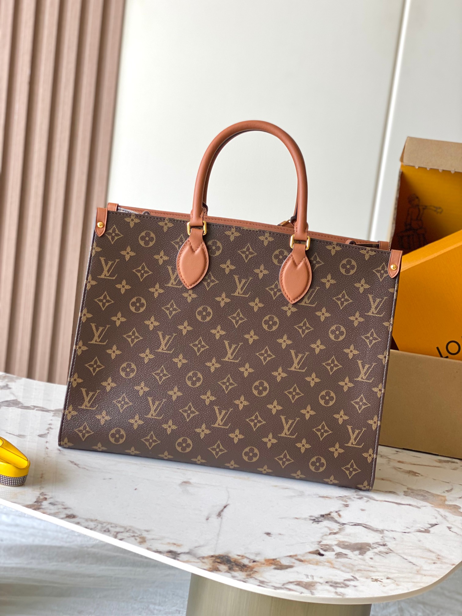 Louis Vuitton OnTheGo Organizer Handbag - Image 3